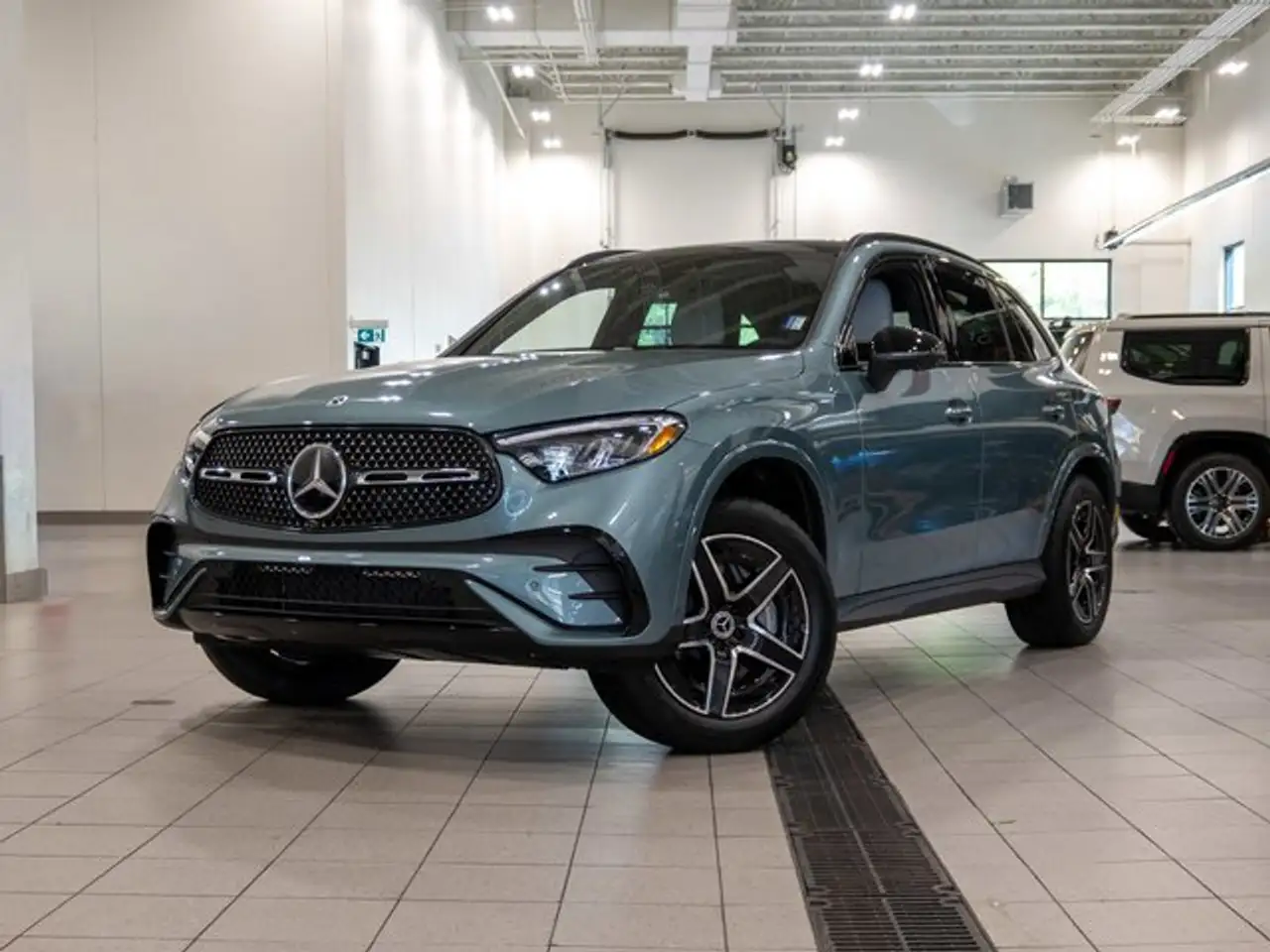 2026 Mercedes-Benz GLC