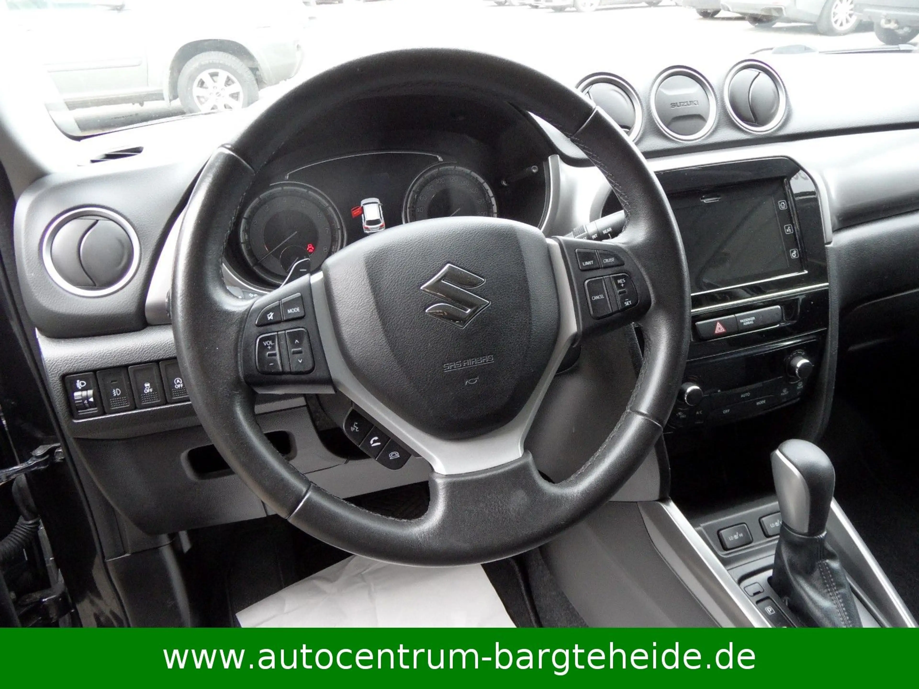 Suzuki Vitara 1.0 BoosterJet Aut. Comfort KAMERA+DAB — photo 19