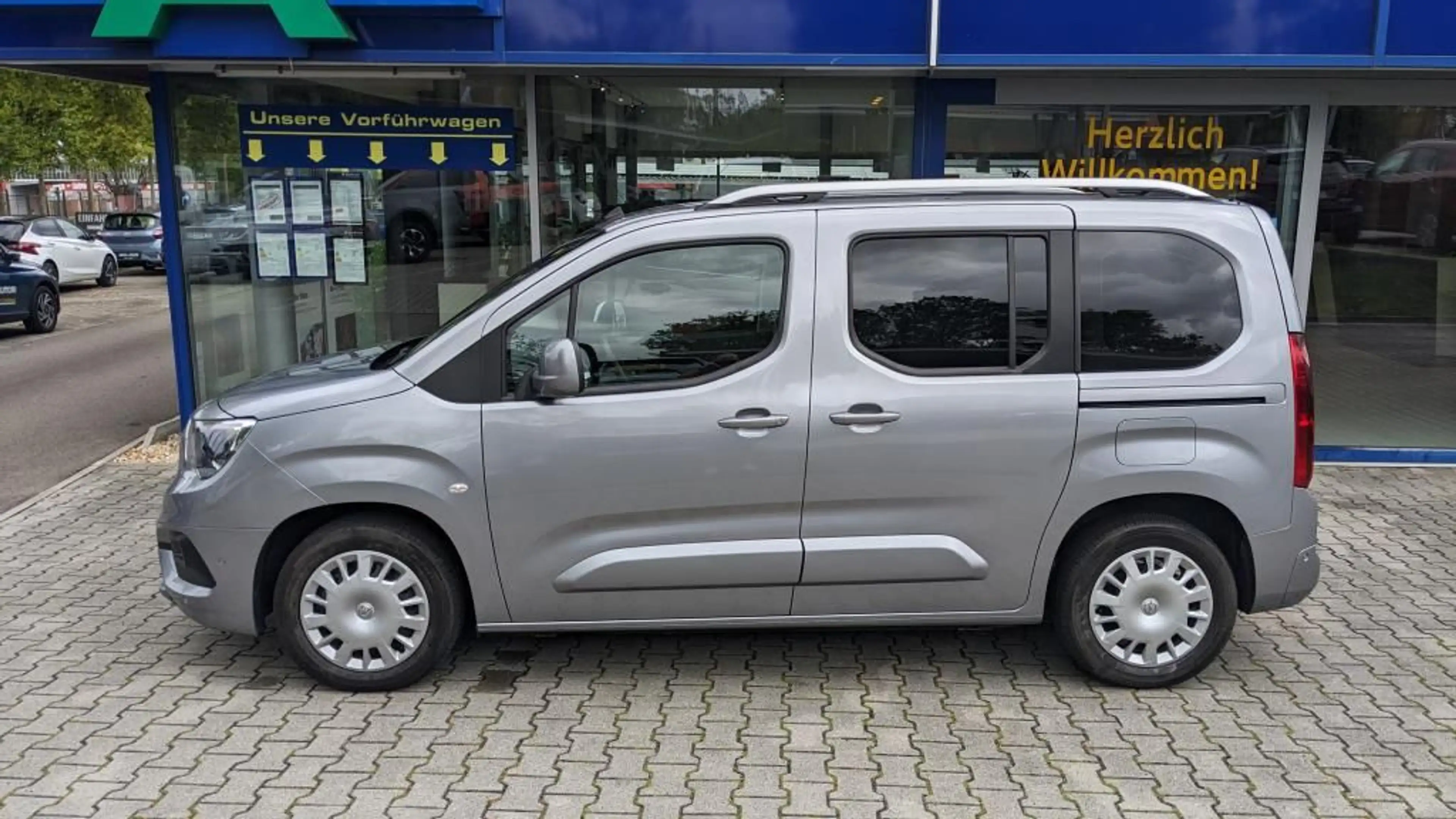 Opel Combo Life COMBO LIFE Edition 1.5 Standheizung — photo 3