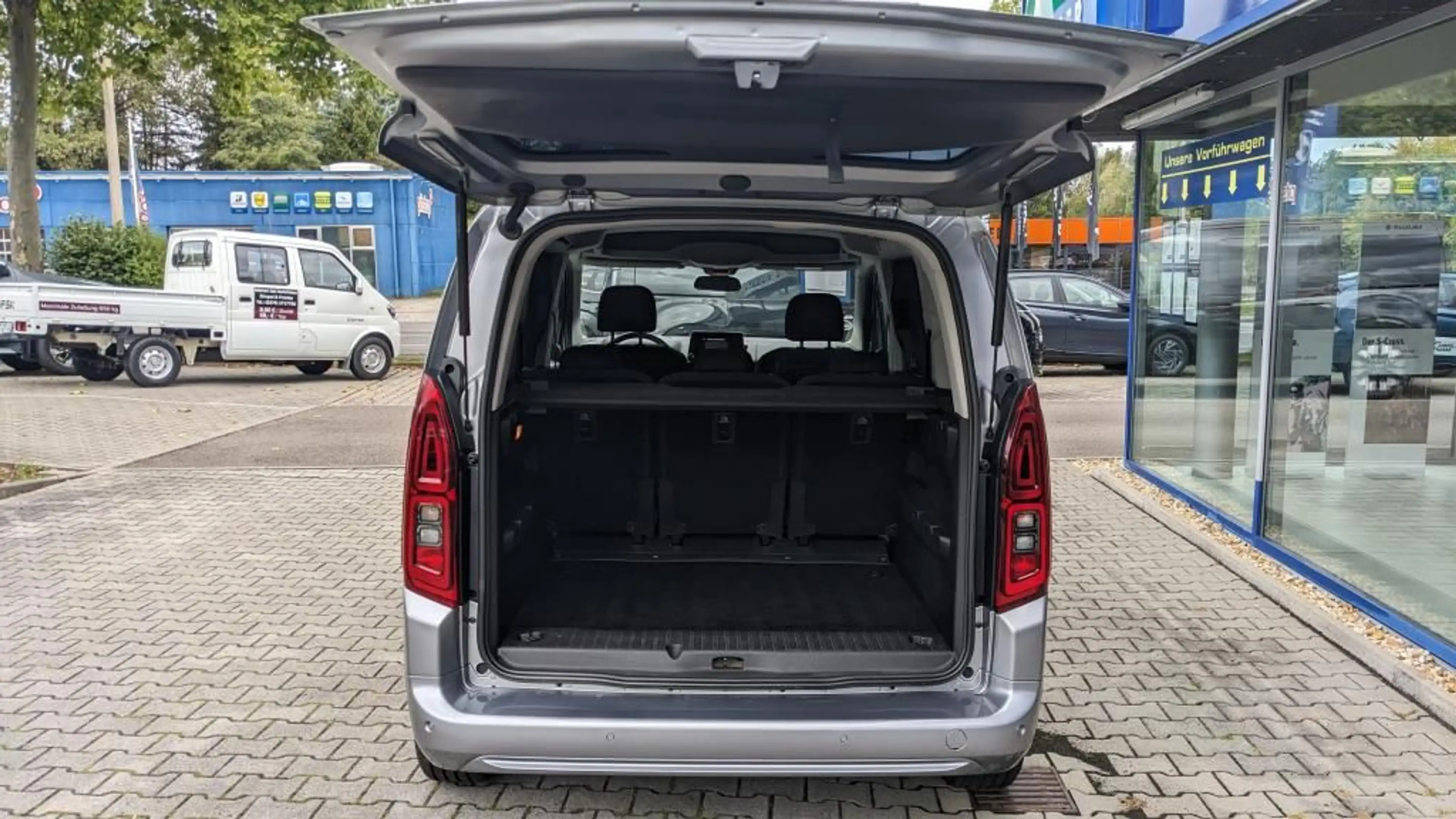 Opel Combo Life COMBO LIFE Edition 1.5 Standheizung — photo 7