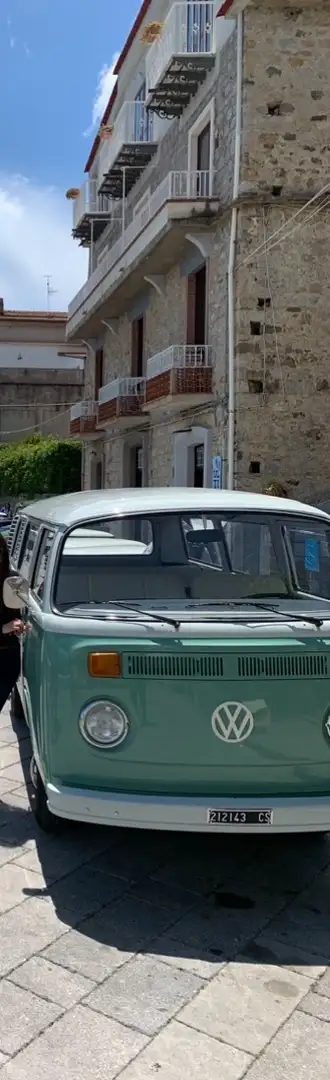 Volkswagen T2 Verde - 2