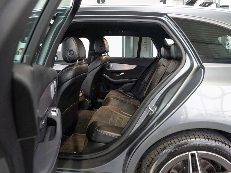Mercedes-Benz C 300 d T 9G *AMG*BURM*AHK*360°-KAM.*DISTR*1.HD* — photo 10