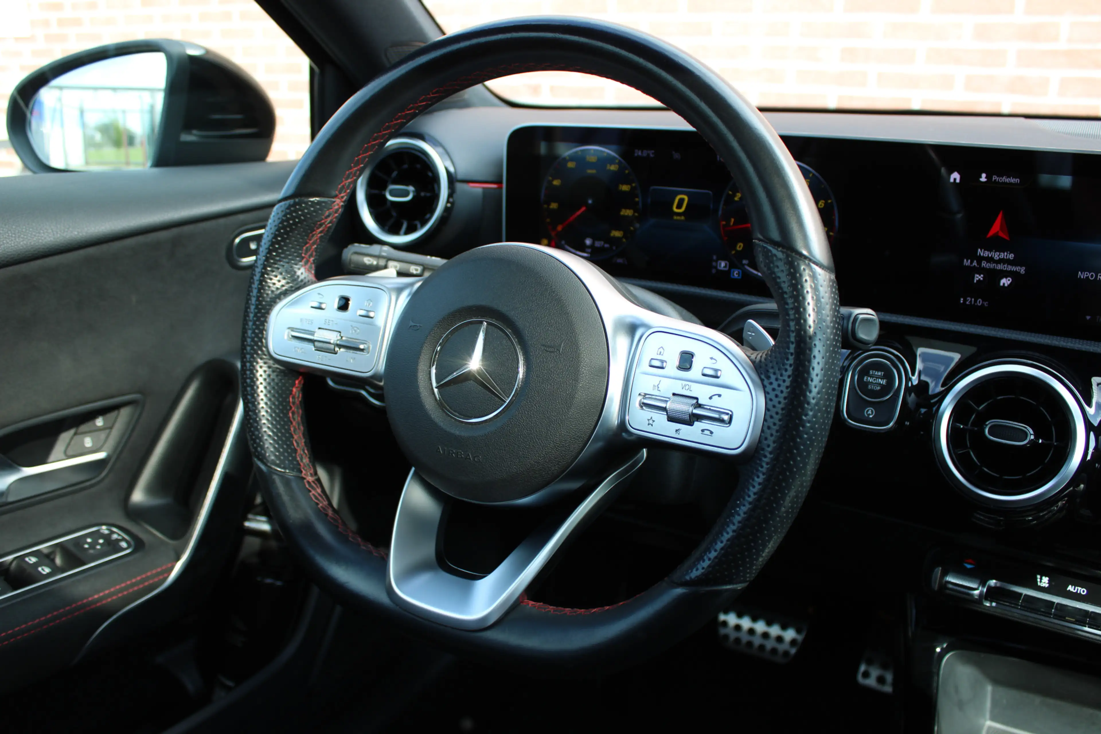 Mercedes-Benz A 180 Business Solution AMG |PANO-DAK|WIDESCREEN|CRUISE| — photo 14