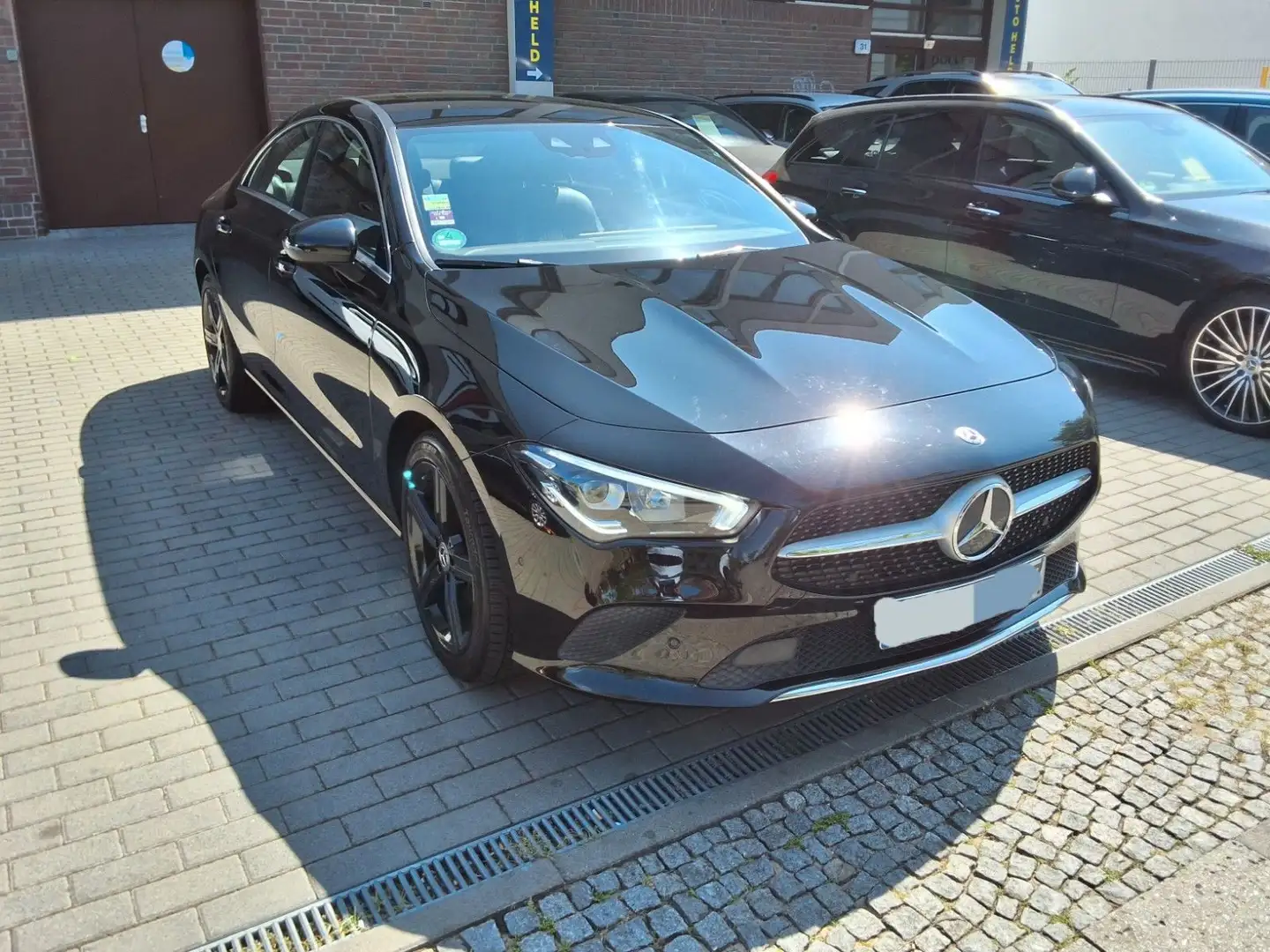Mercedes-Benz CLA 200 CLA -Klasse Leder,Navi,2.hand Zwart - 2