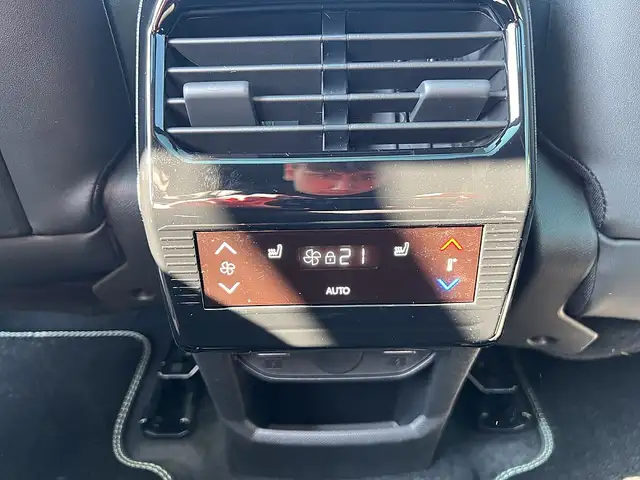 Peugeot 5008 Elektro 210 73kWh GT Exlusive Ansicht 16