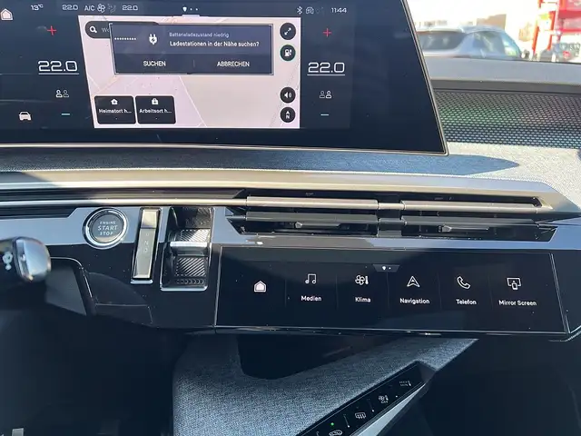 Peugeot 5008 Elektro 210 73kWh GT Exlusive Ansicht 10