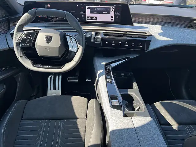Peugeot 5008 Elektro 210 73kWh GT Exlusive Ansicht 9