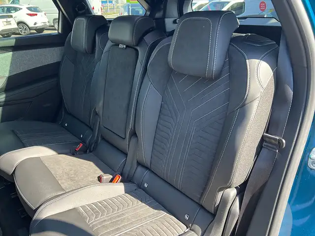 Peugeot 5008 Elektro 210 73kWh GT Exlusive Ansicht 11