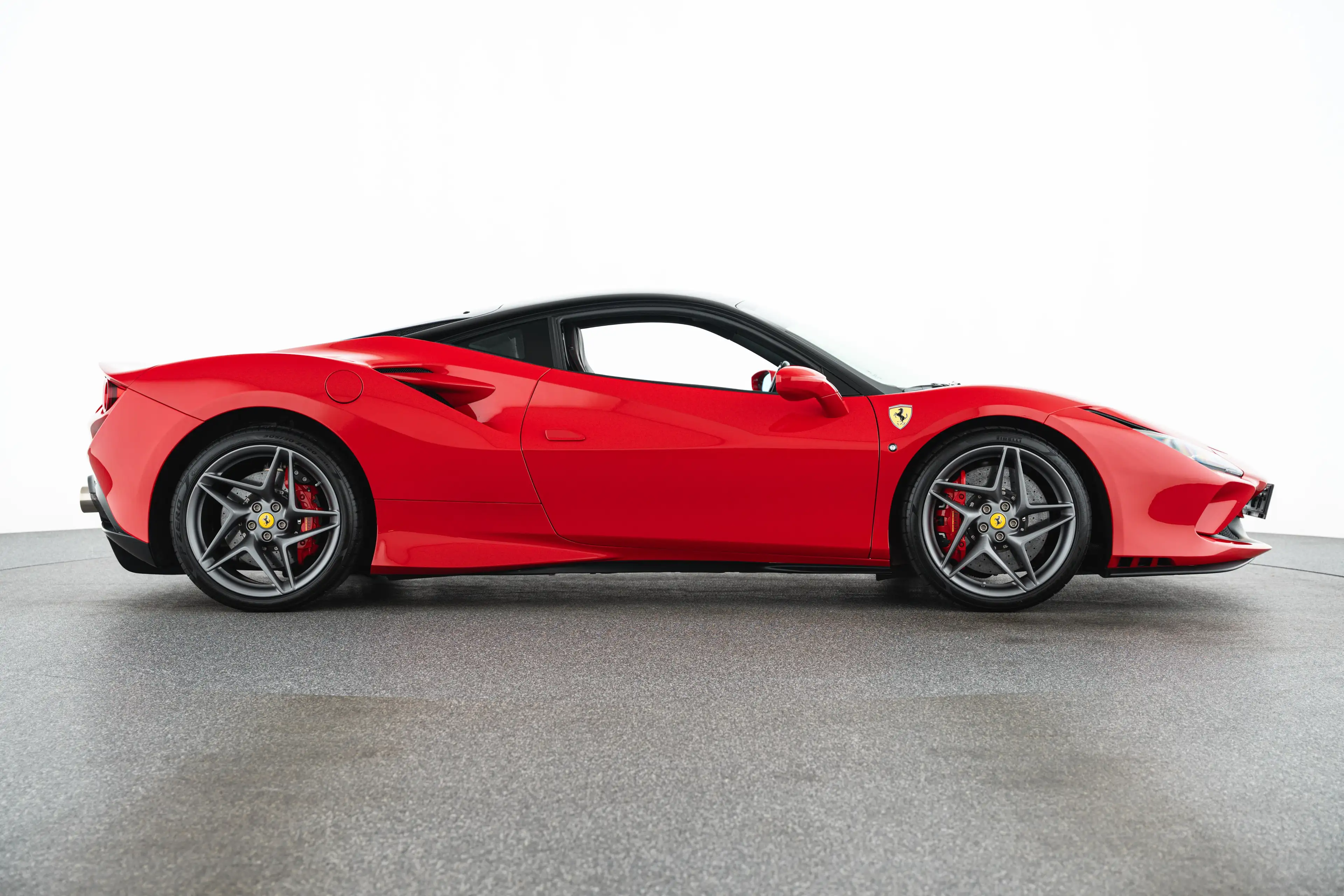 Ferrari F8 Tributo — photo 4