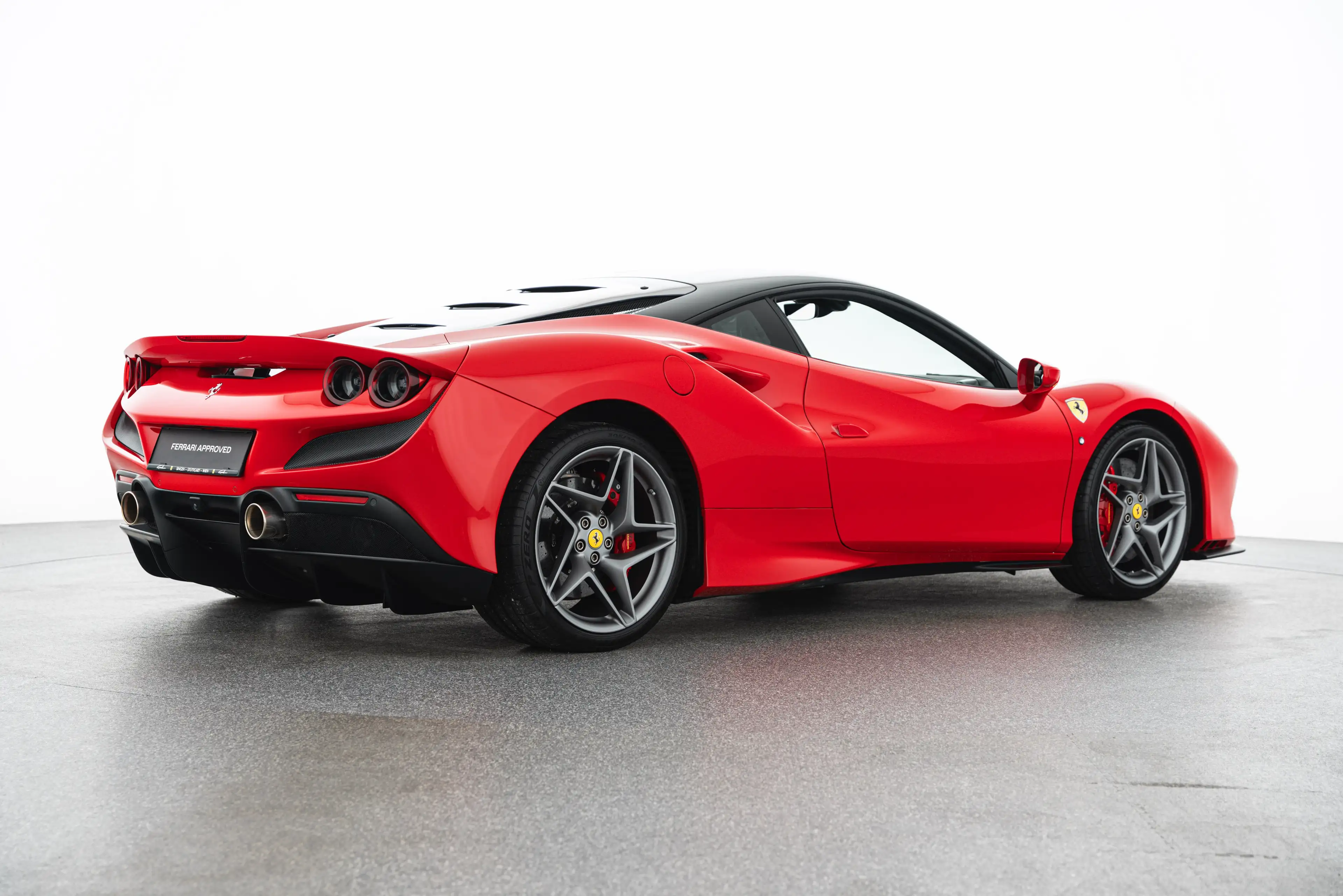 Ferrari F8 Tributo — photo 5