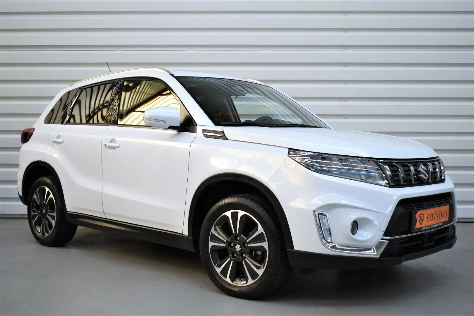 Suzuki Vitara 1.4 Mild-Hybrid+4x4+Kamera+ACC+Keyless Weiß - 1