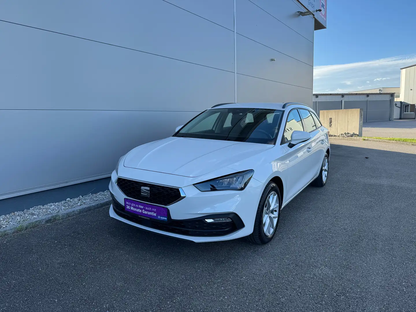 SEAT Leon SP Reference 2,0 TDI **AHK**GARANTIE** Weiß - 1
