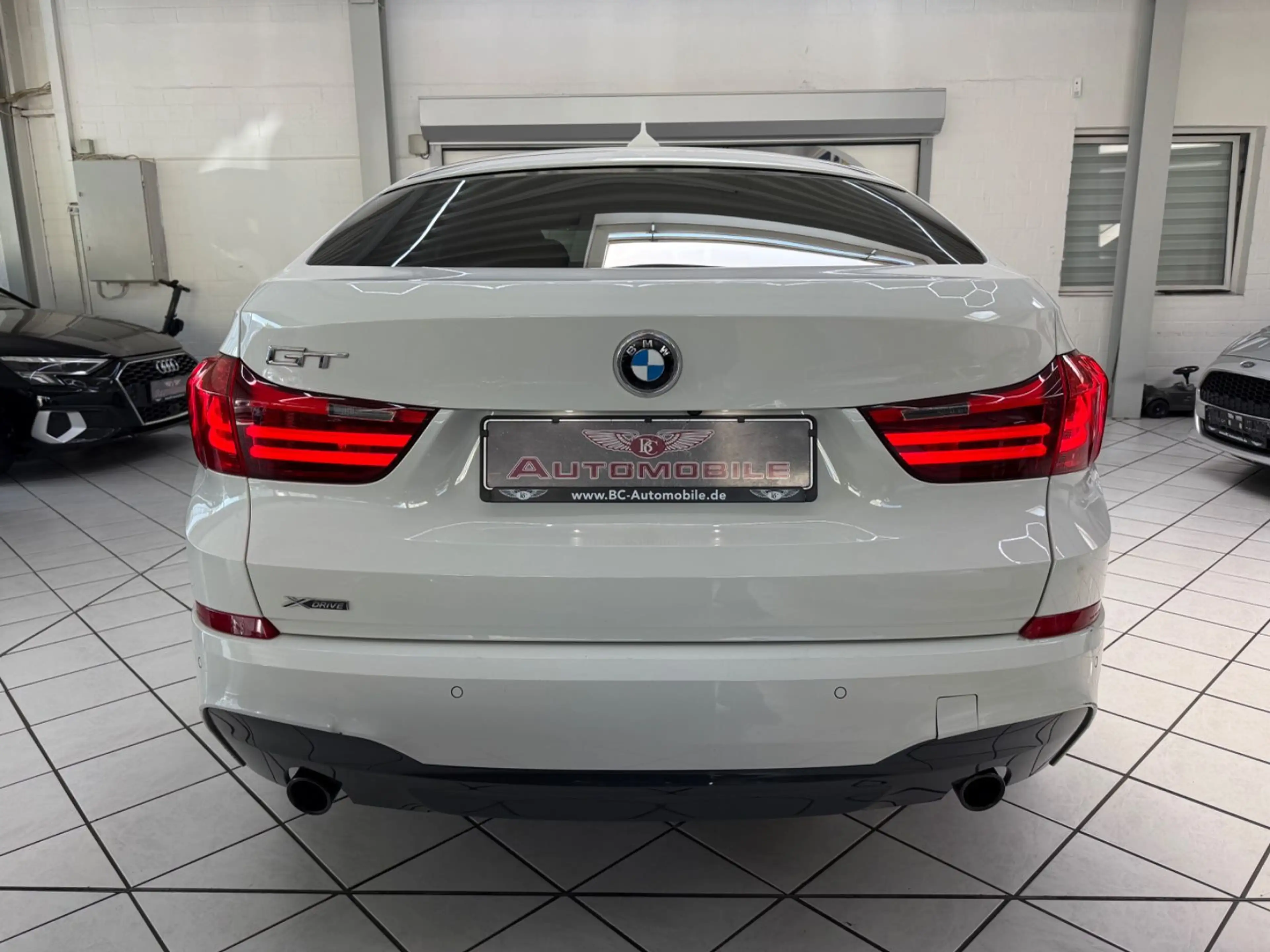 BMW 535 d Gran Turismo xDrive M KYLES SOFTCLOSE HUD — photo 6