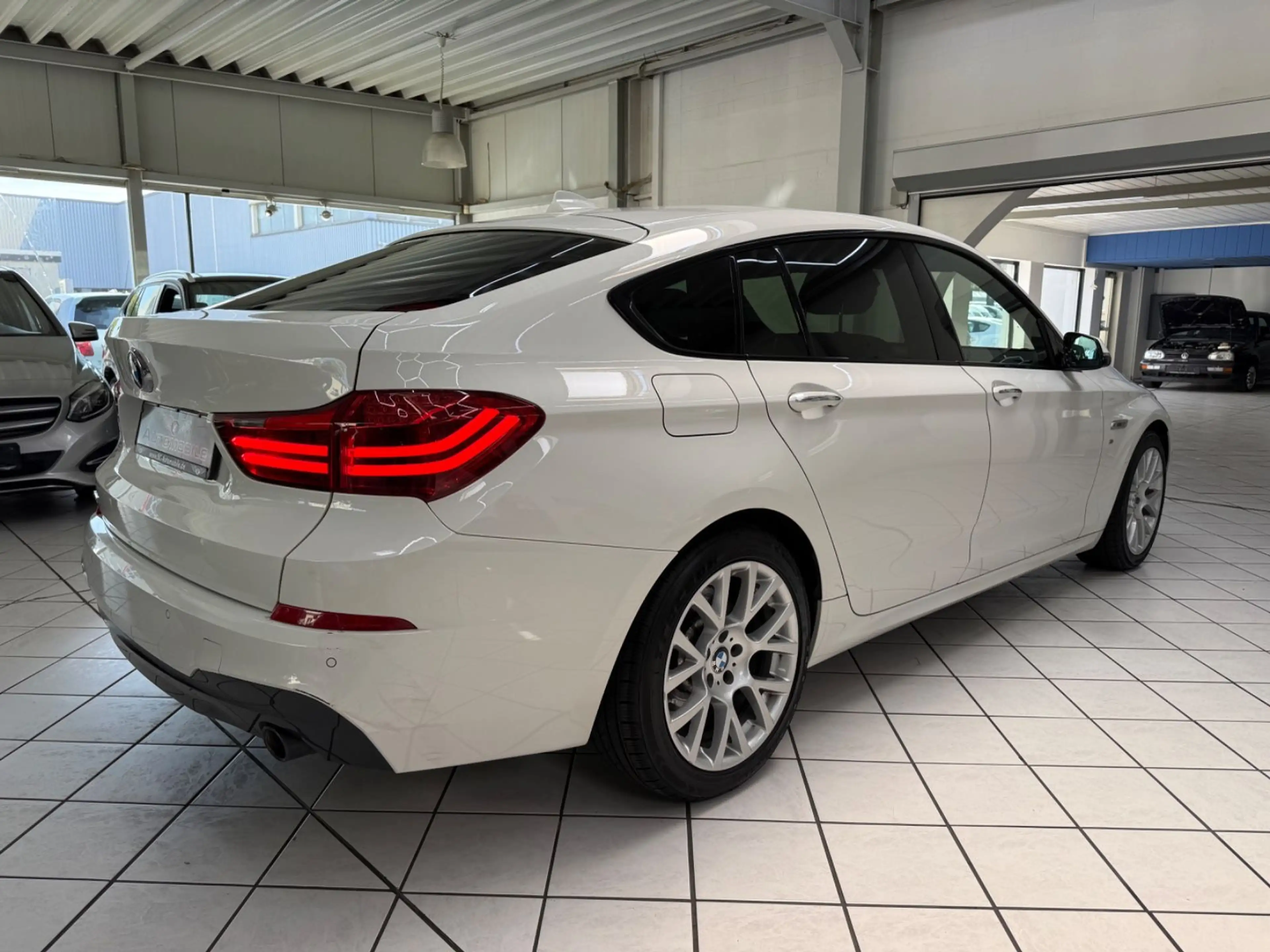 BMW 535 d Gran Turismo xDrive M KYLES SOFTCLOSE HUD — photo 5