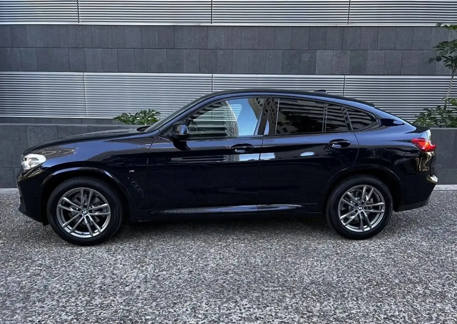 BMW X4 X4 xdrive20d auto my19 Fekete - 2