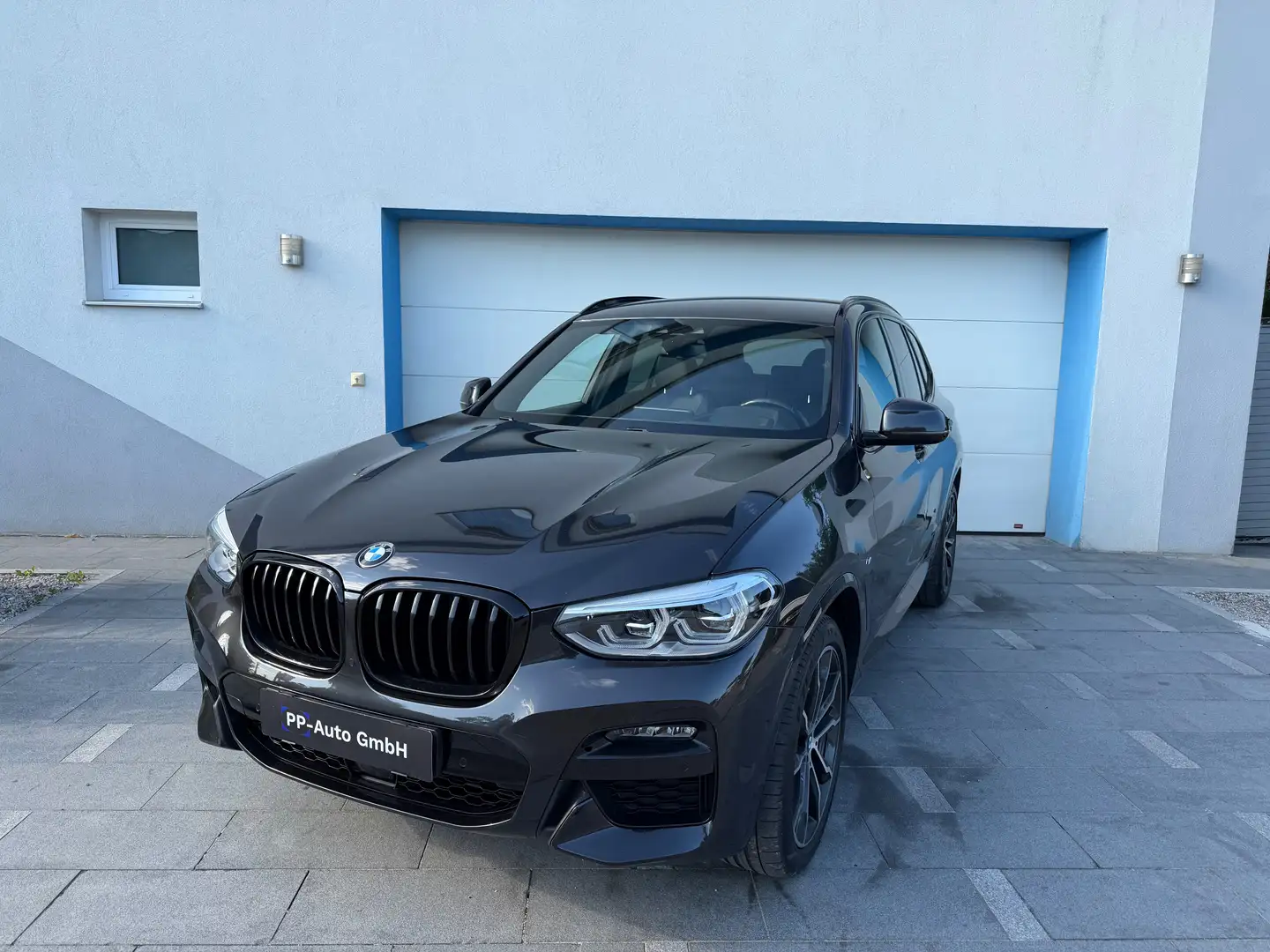 BMW X3 xDrive 20 d M Sport ! 1.Besitz ! Grau - 2