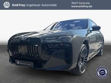M70 xDrive 485 kW, 4-türig (Strom)