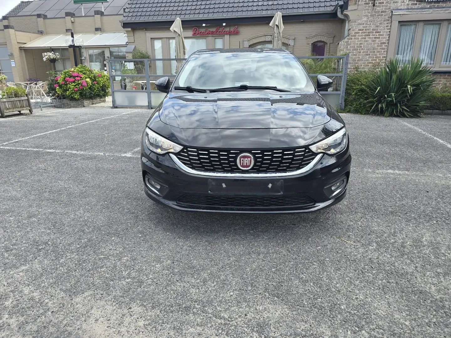 Fiat Tipo 1.4 16V Lounge Airco  Navi - 1