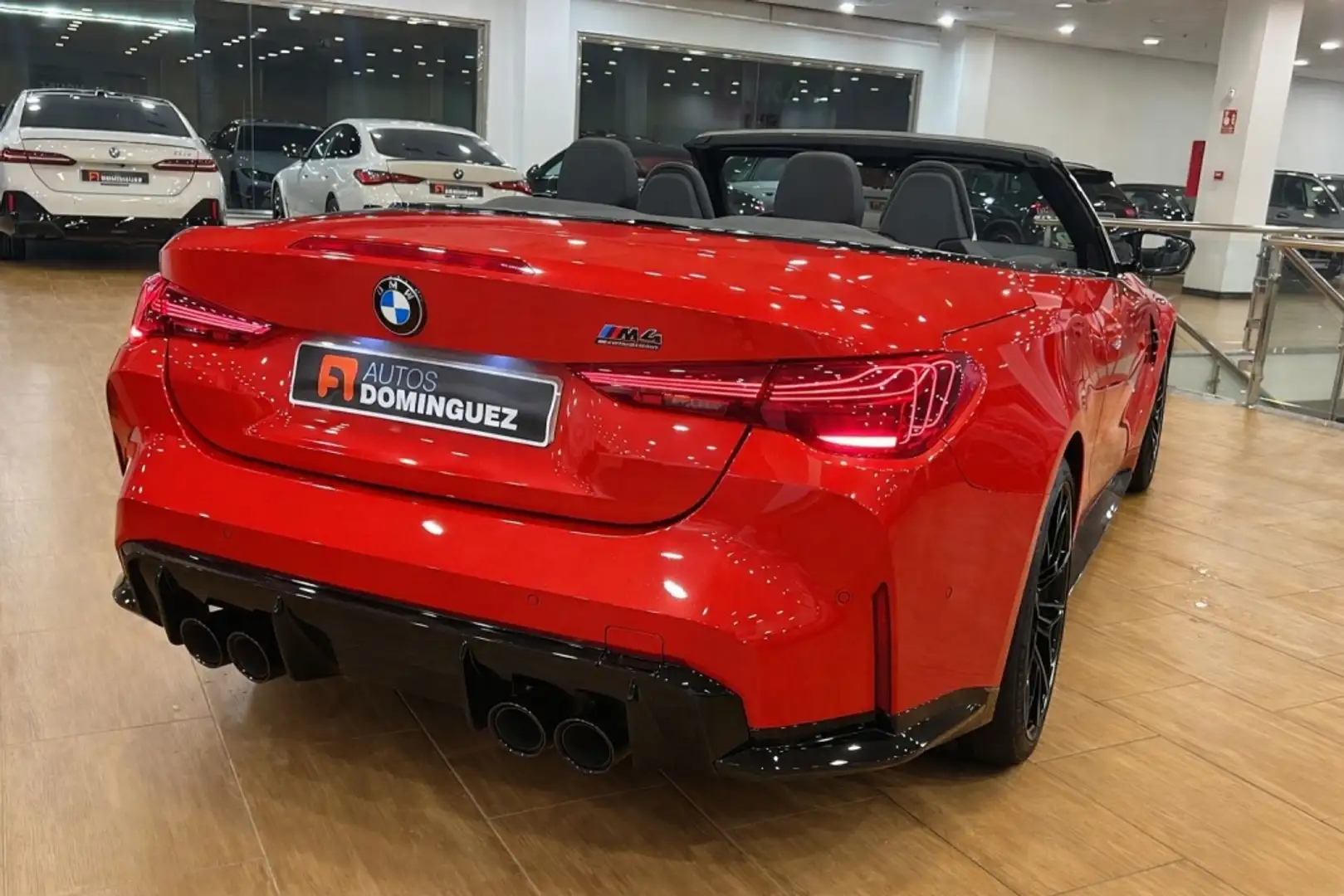 BMW M4 Cabrio Competition xDrive Rouge - 2
