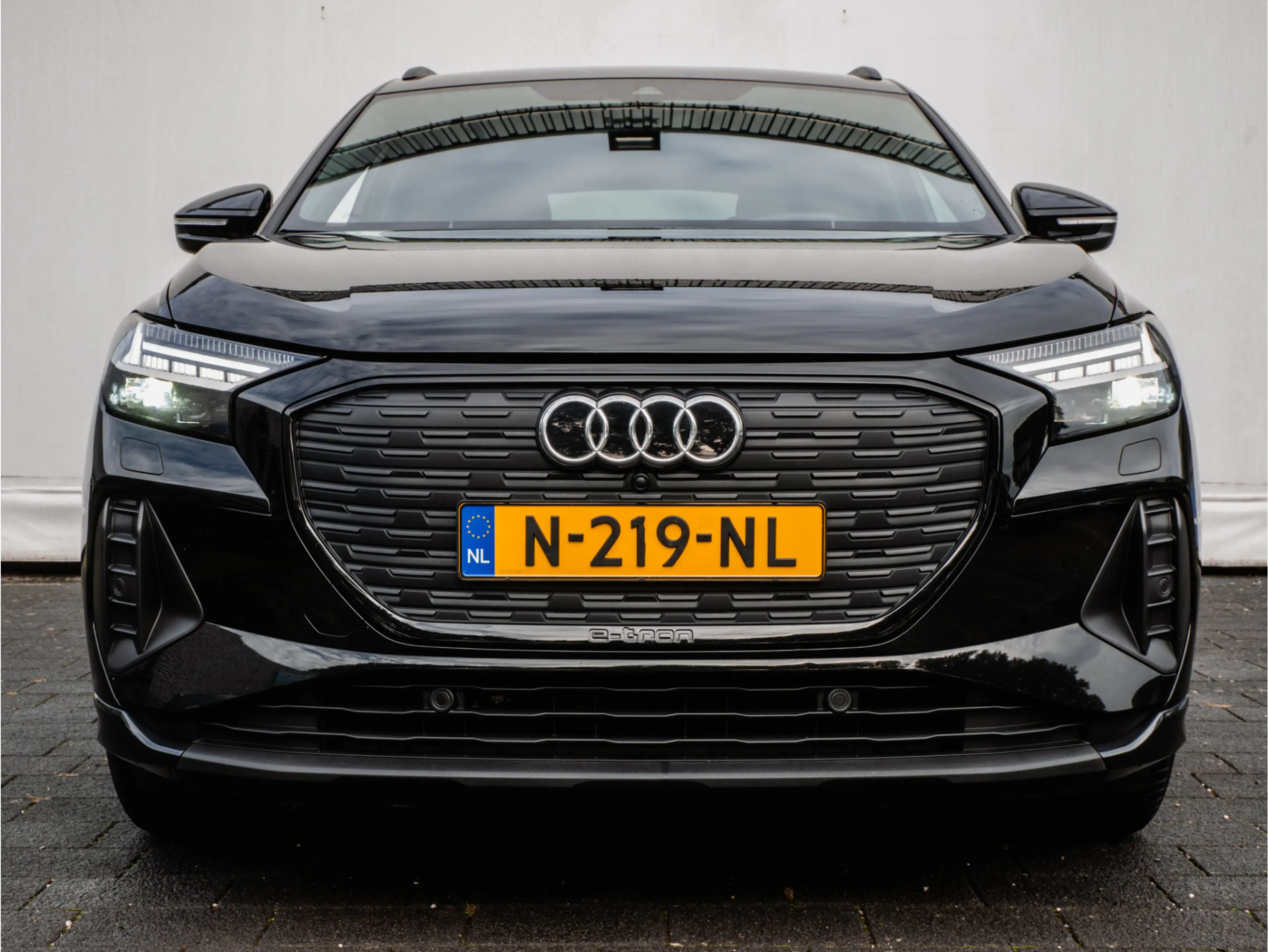 Audi Q4 e-tron 40 Launch edition Advanced 77 kWh SOH 90% Sonos So — photo 8