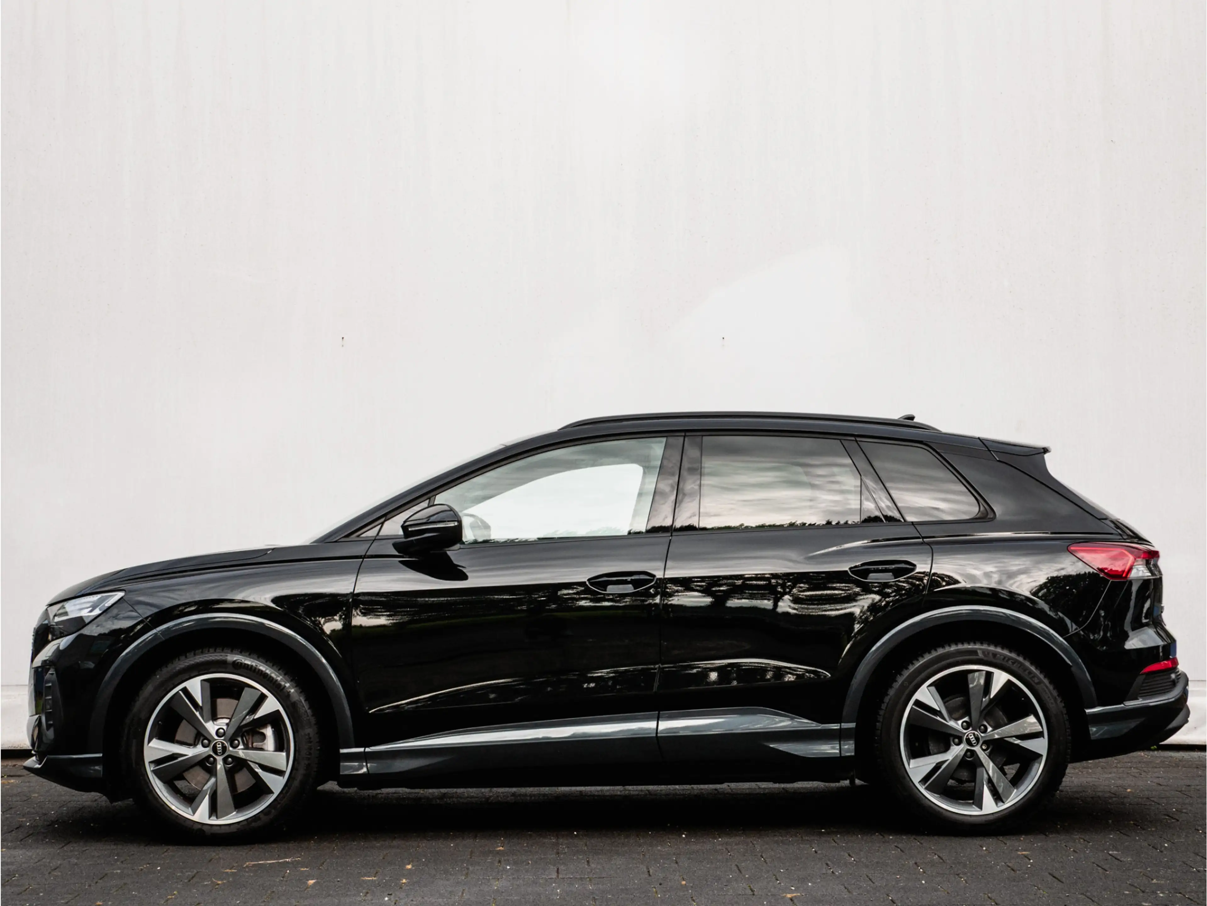 Audi Q4 e-tron 40 Launch edition Advanced 77 kWh SOH 90% Sonos So — photo 7
