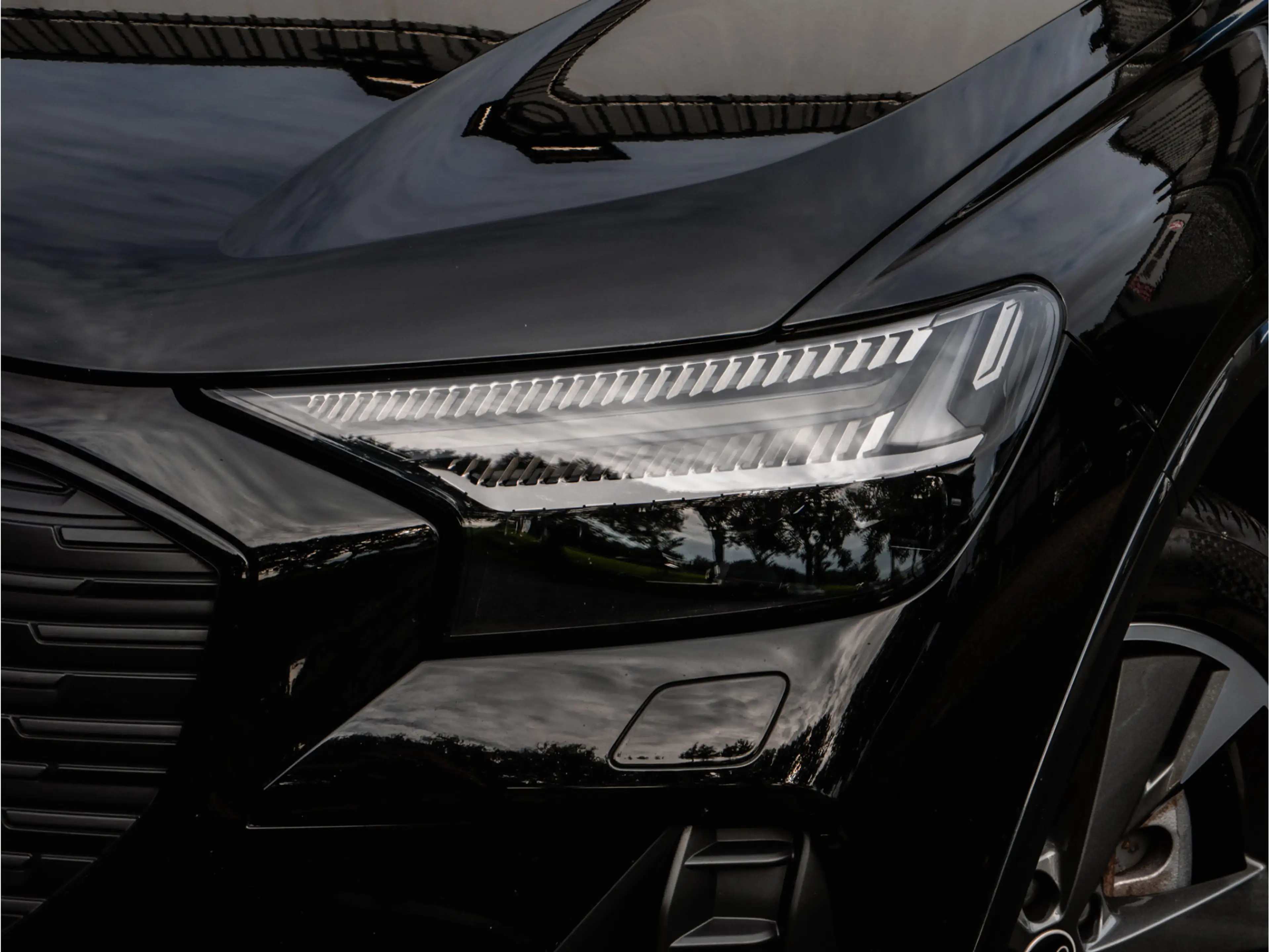 Audi Q4 e-tron 40 Launch edition Advanced 77 kWh SOH 90% Sonos So — photo 27