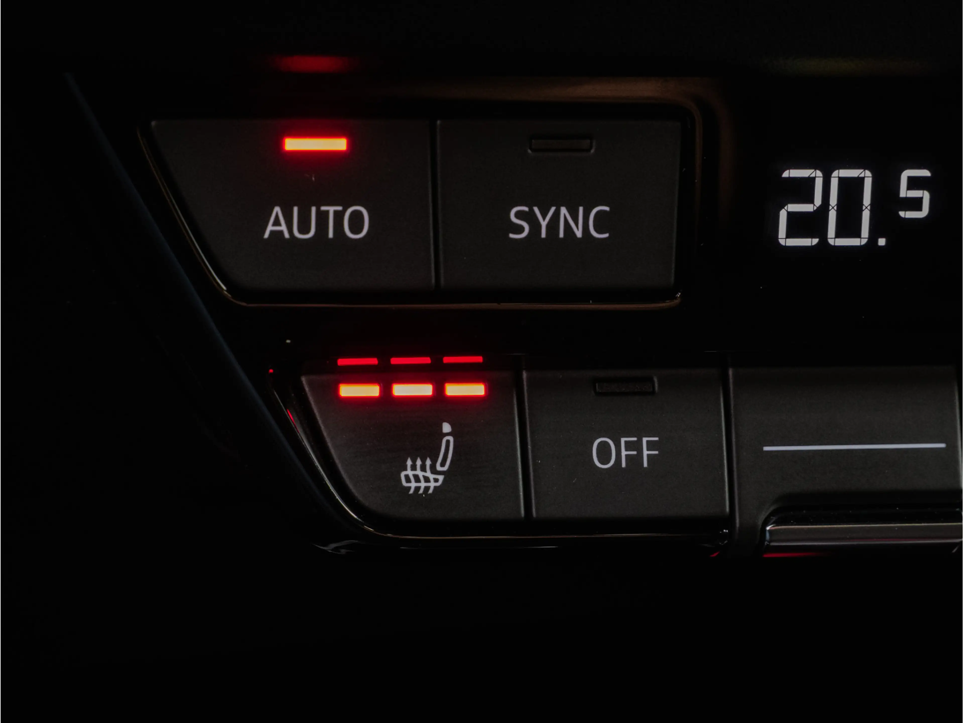 Audi Q4 e-tron 40 Launch edition Advanced 77 kWh SOH 90% Sonos So — photo 38