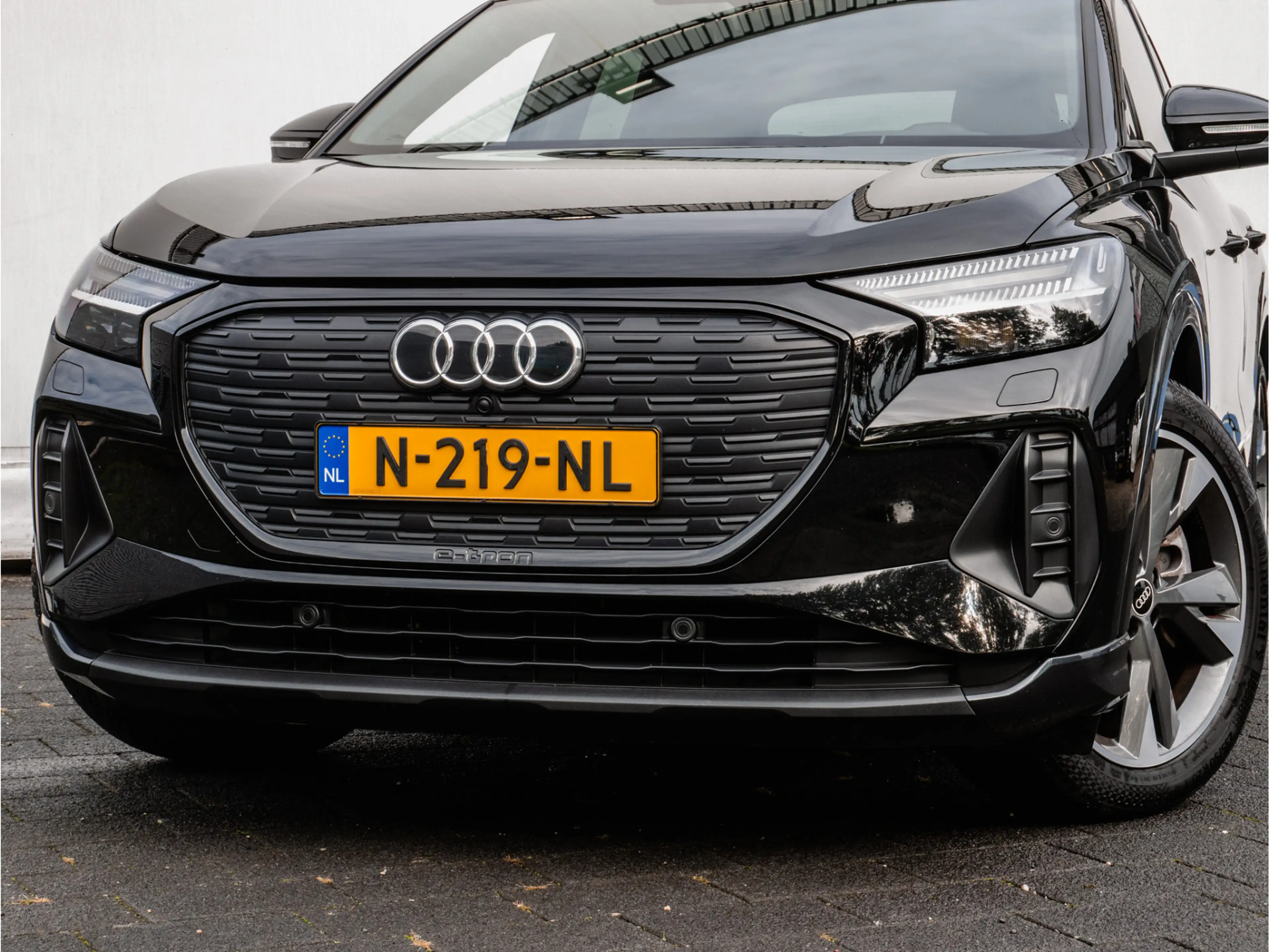 Audi Q4 e-tron 40 Launch edition Advanced 77 kWh SOH 90% Sonos So — photo 2