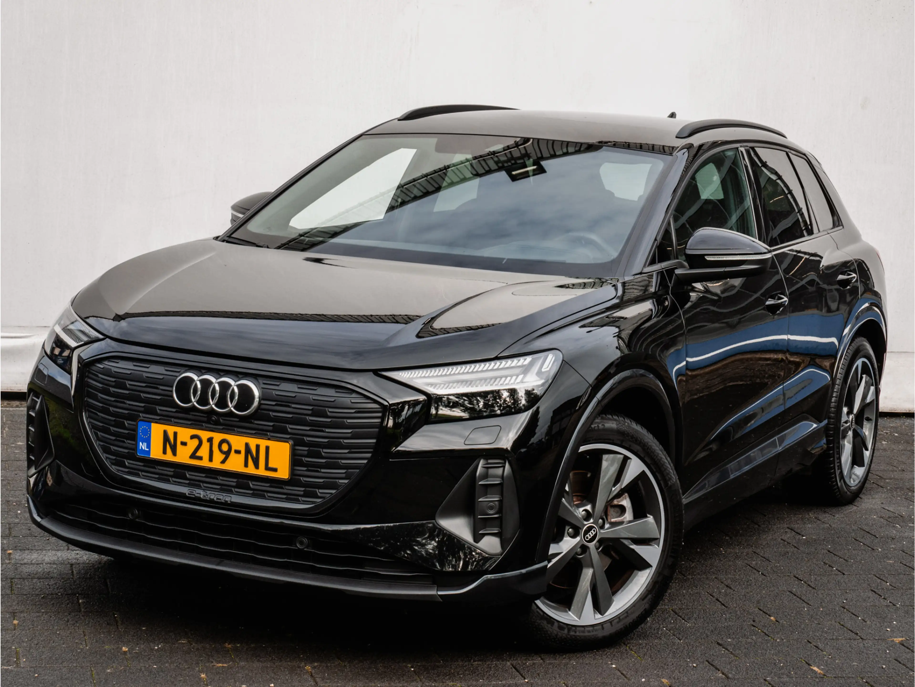 Audi Q4 e-tron 40 Launch edition Advanced 77 kWh SOH 90% Sonos So — photo 6