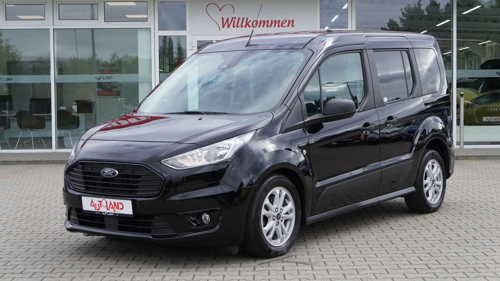 Ford Tourneo Connect 1.5 EcoBlue Navi Kamera Tempomat Noir - 2