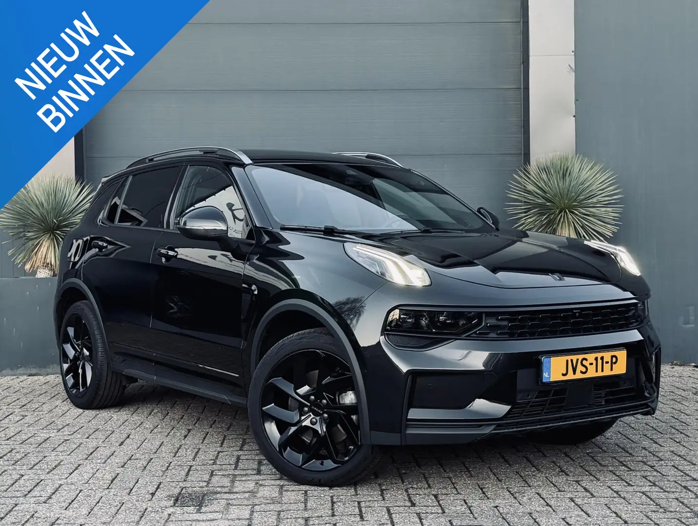 Lynk & Co 01 1.5 Noir - 1