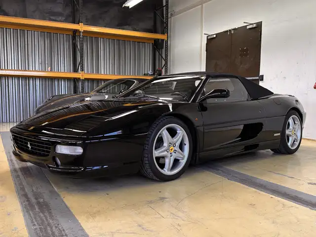 Ferrari Spider | Manuell | Historie | Sammler | Top