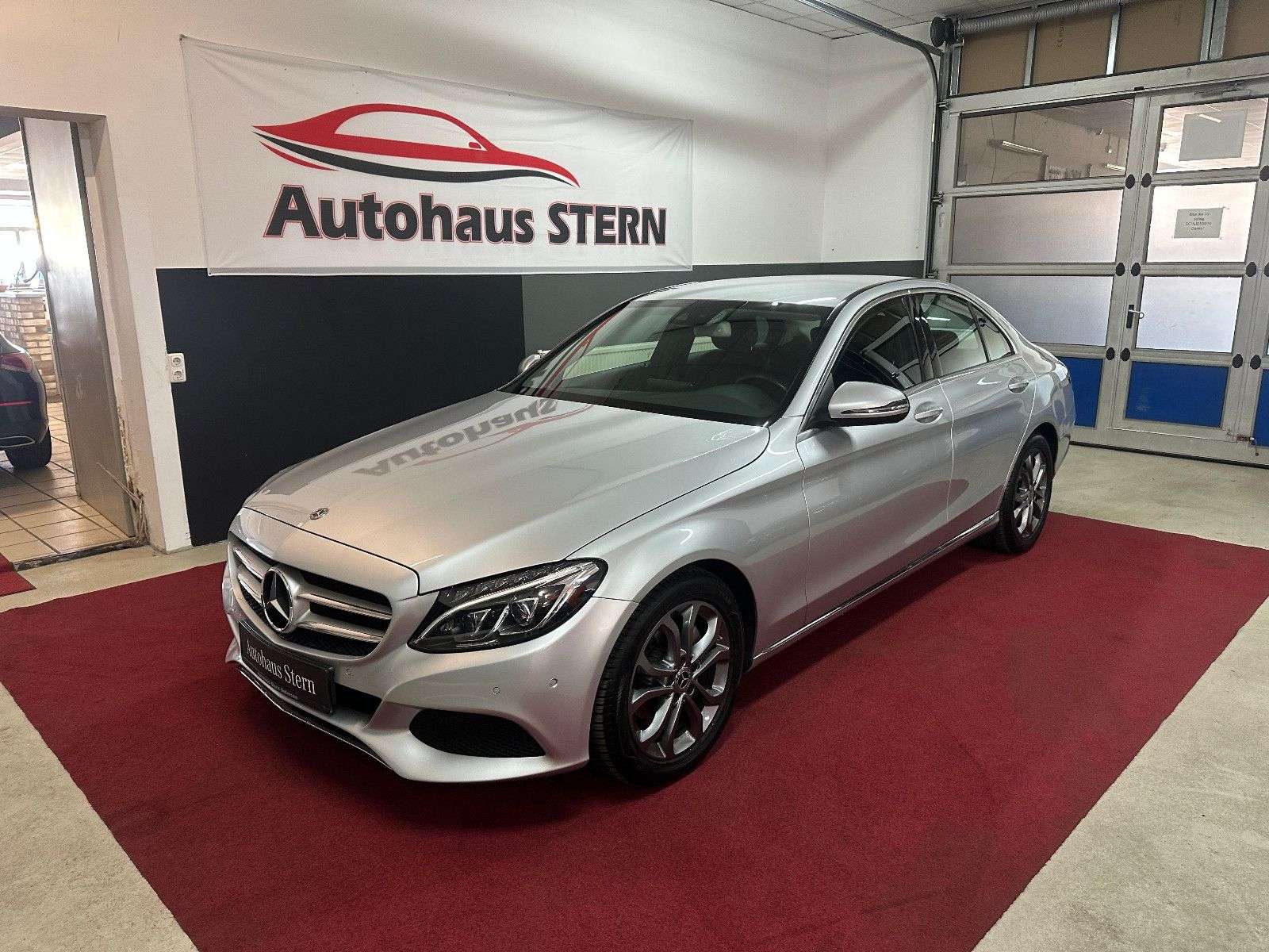 Second hand Mercedes Benz C-Class 180