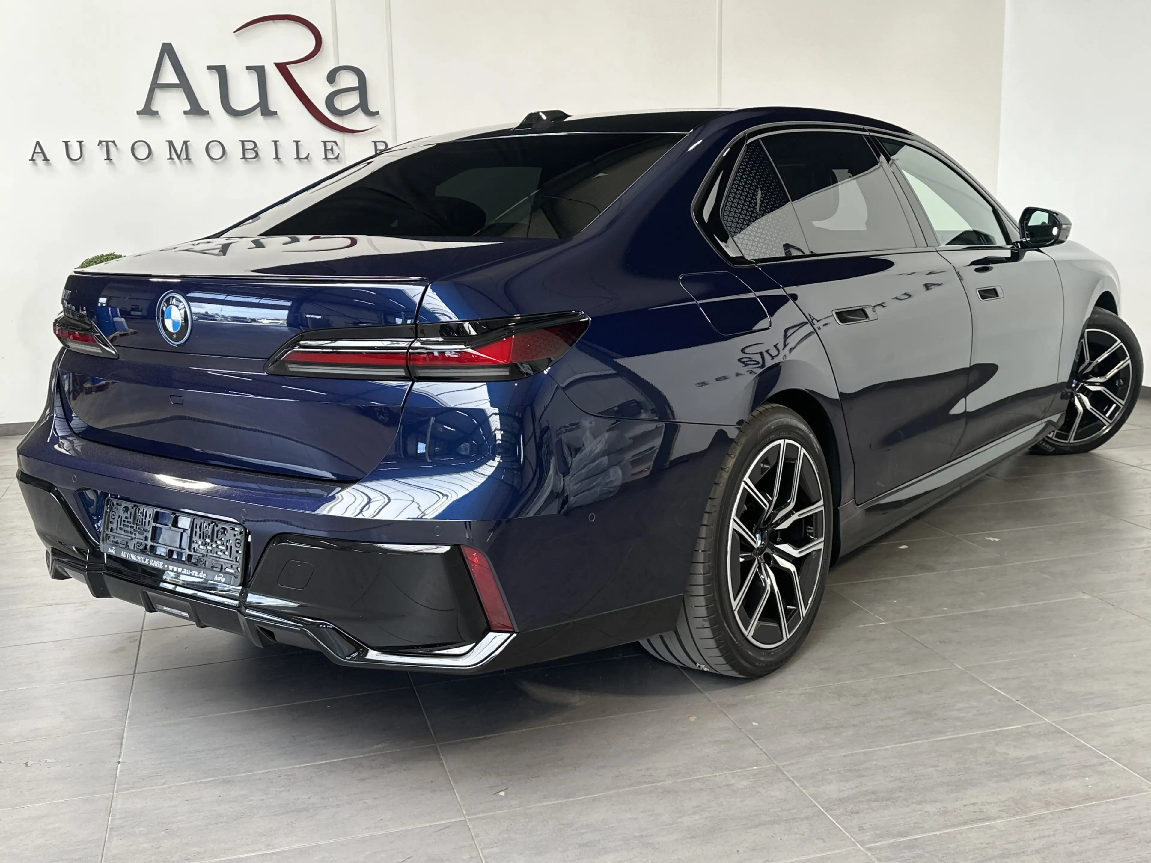 BMW i7 xDrive60 M-Sport Pro NAV+LASER+PANO+HUD+360° — photo 4