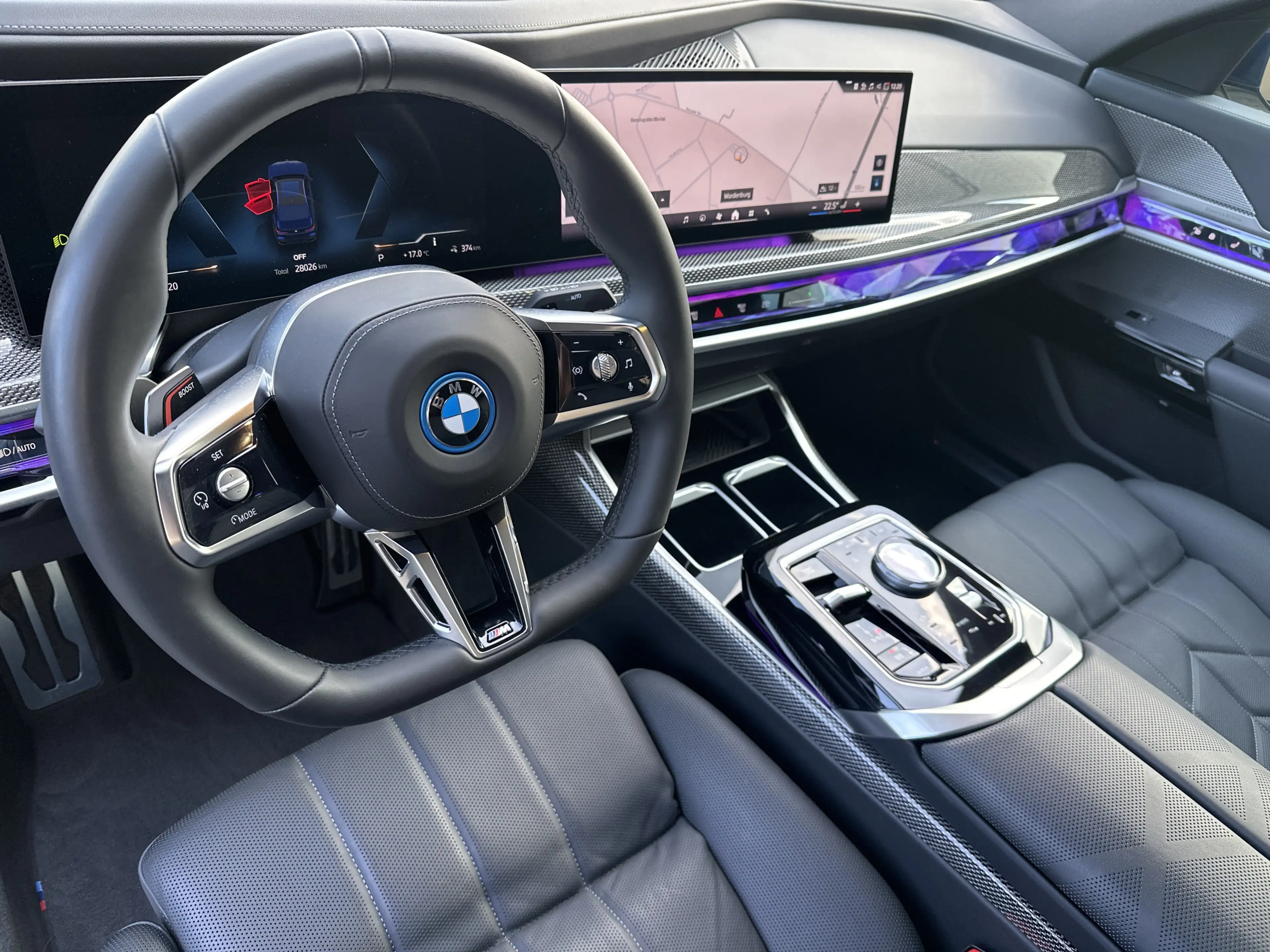 BMW i7 xDrive60 M-Sport Pro NAV+LASER+PANO+HUD+360° — photo 8