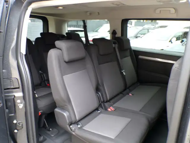 Citroen Spacetourer view 13