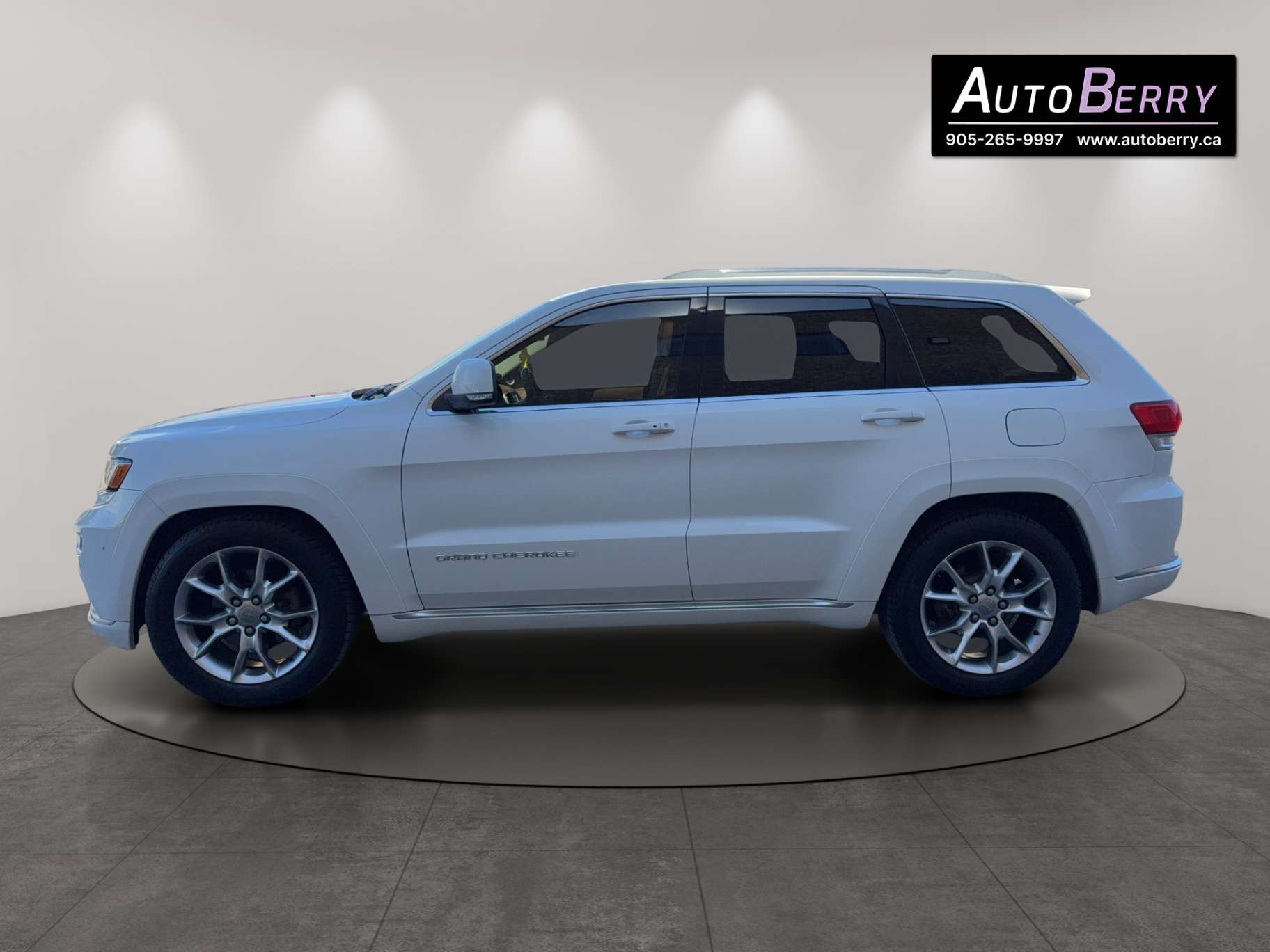 2015 Jeep Grand Cherokee Summit — снимка 1