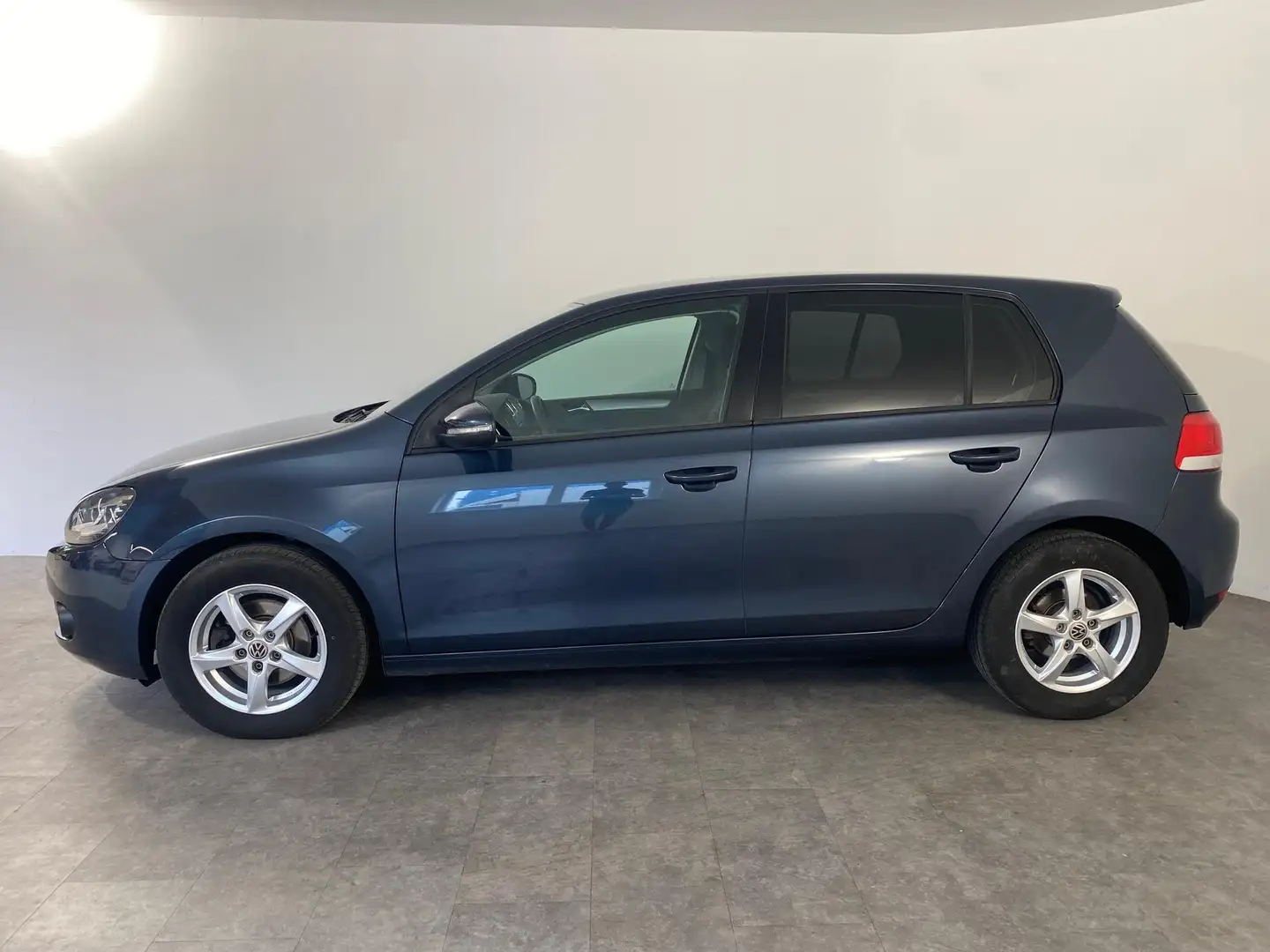 Volkswagen Golf VI 1.6 TDI Trendline XENON*PDC 66 kW (90 PS), ... Blau - 2