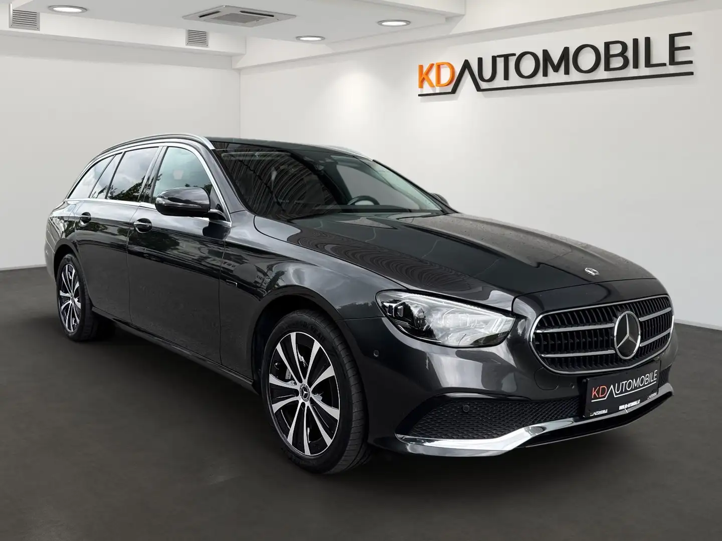 Mercedes-Benz E 300 de PHEV T 4Matic Aut. Grau - 2