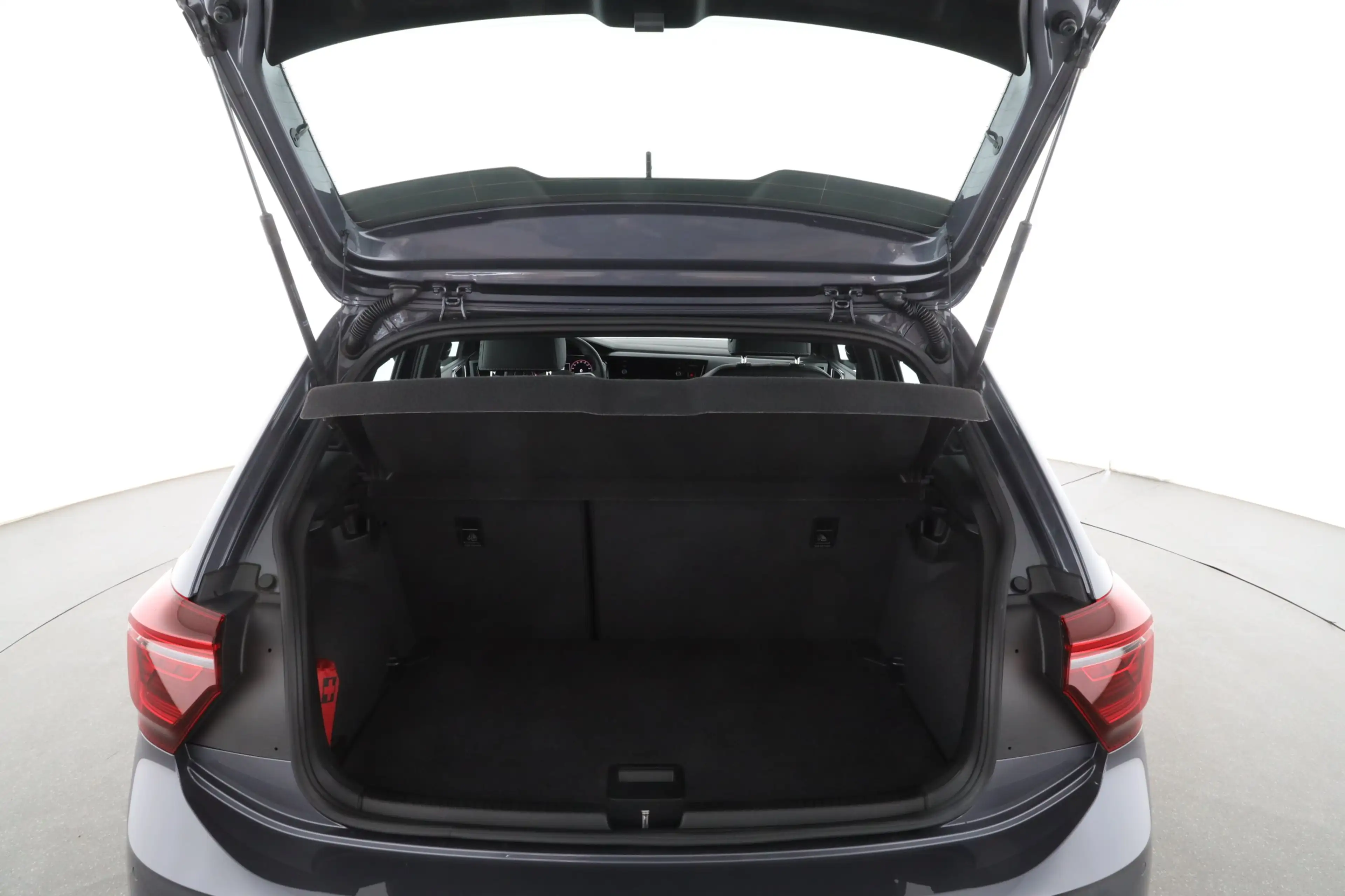 Volkswagen Polo GTI 2.0 TSI DSG | LED | SITZHEIZUNG | — photo 10