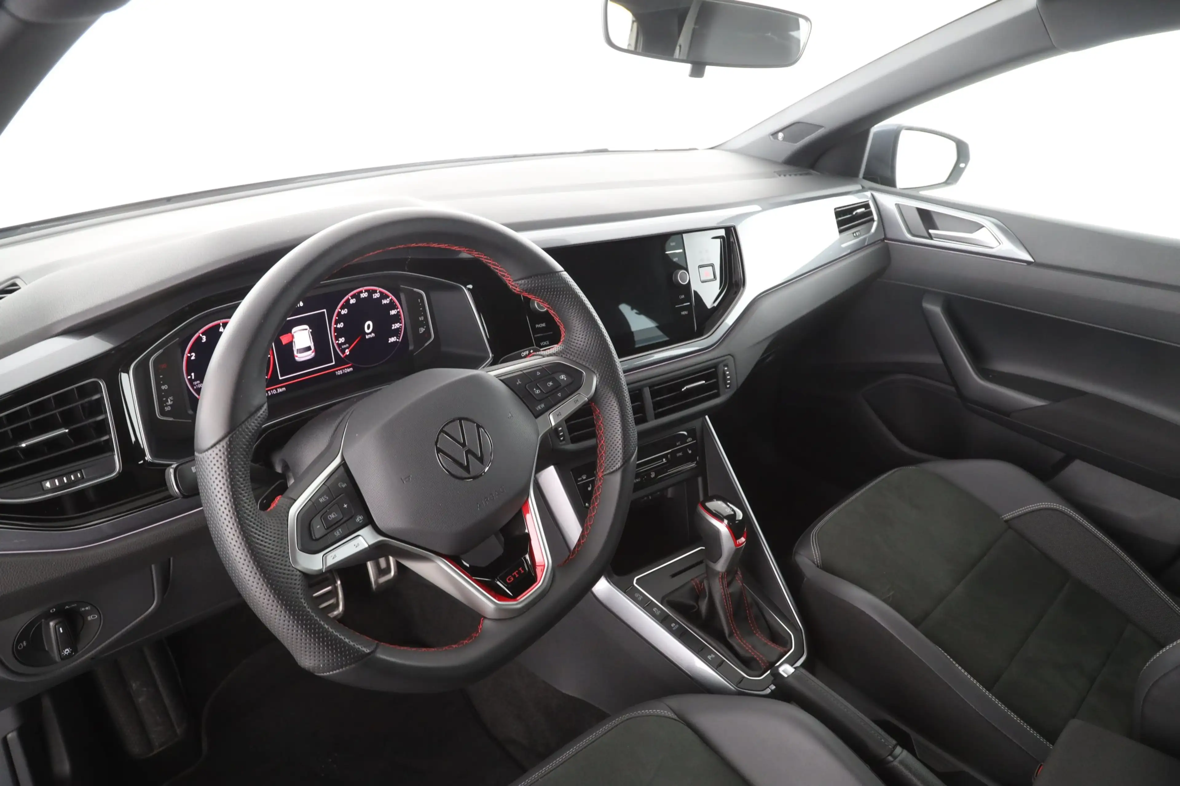 Volkswagen Polo GTI 2.0 TSI DSG | LED | SITZHEIZUNG | — photo 11
