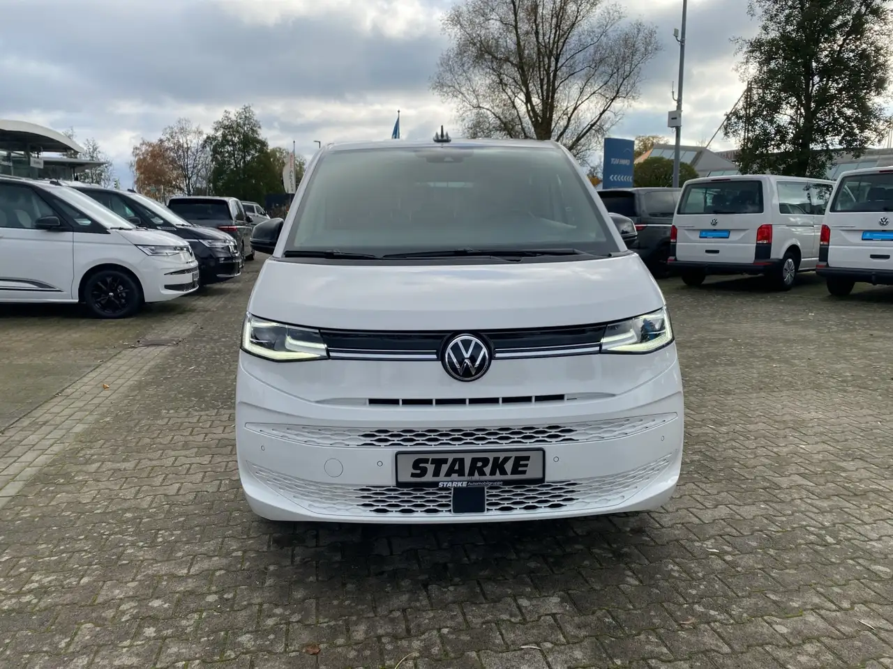 Volkswagen T7 Multivan 2.0 TDI DSG Life lang 18
