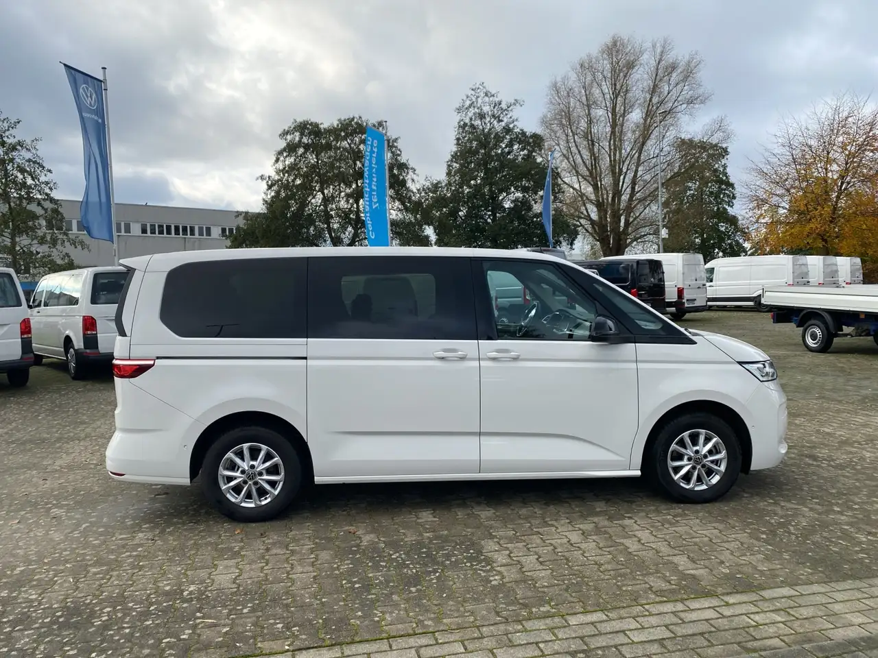 Volkswagen T7 Multivan 2.0 TDI DSG Life lang 16