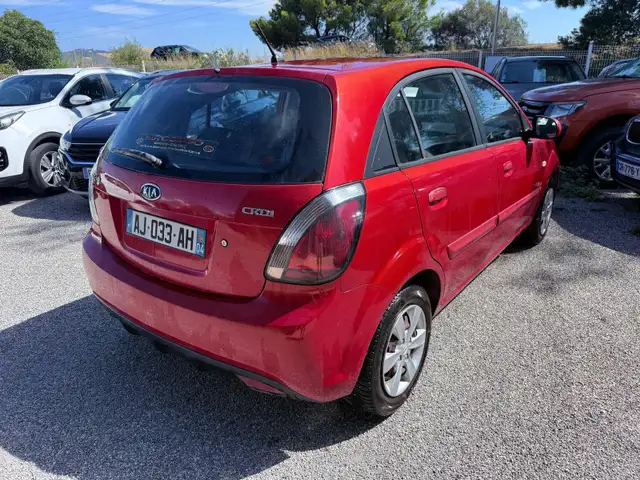 Kia Rio view 5