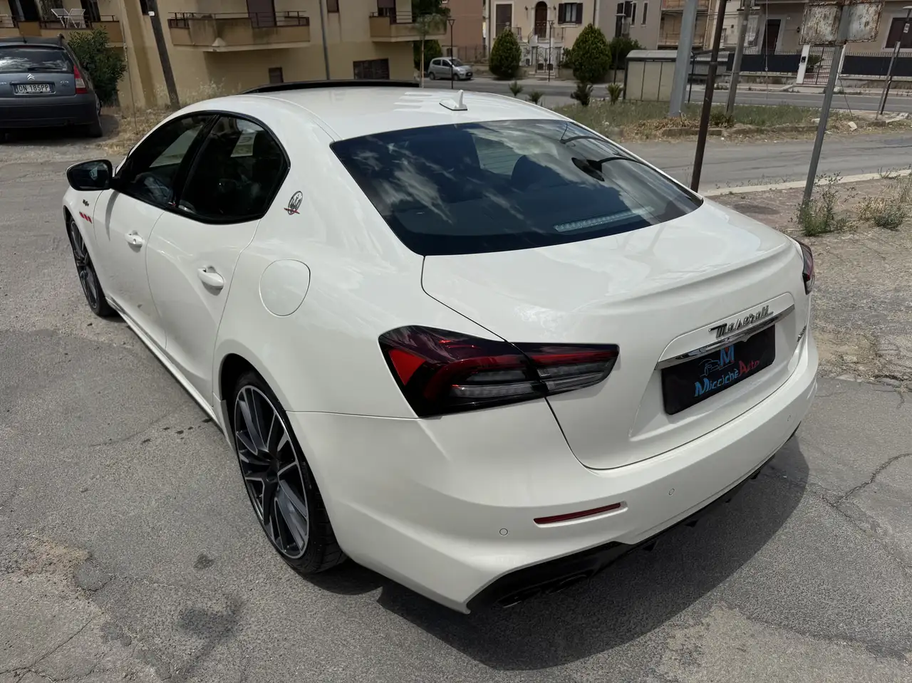Maserati Ghibli 2021 — фото 14