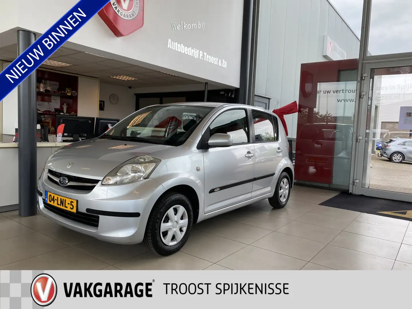 Subaru Justy 1.0 Black & White,Leder,5 Zits,Dealeronderhouden,A Grau - 1