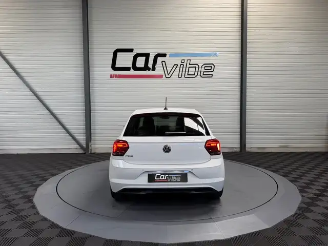 Volkswagen Polo view 5