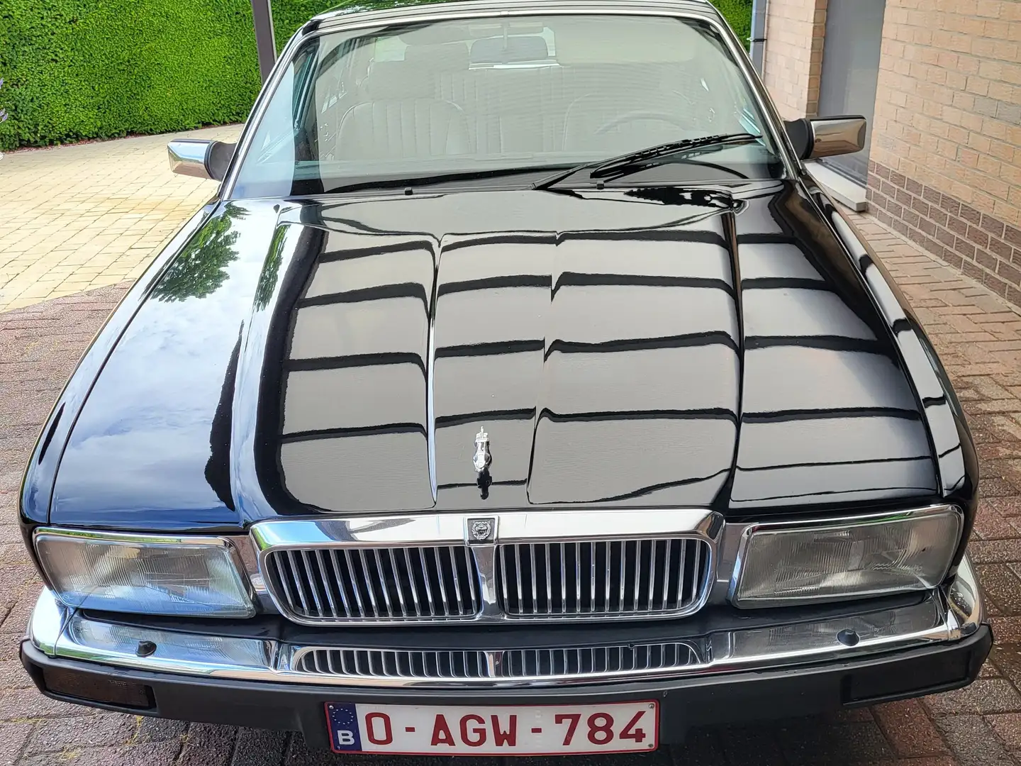 Jaguar XJ40 Sovereign 3.6 Noir - 1