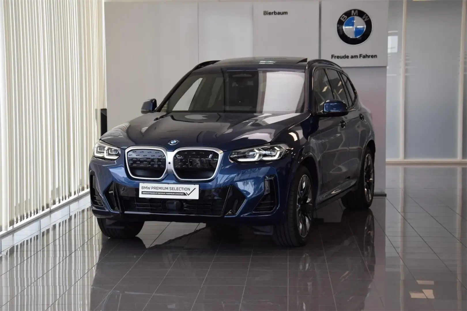 BMW iX3 M Sport Bleu - 2