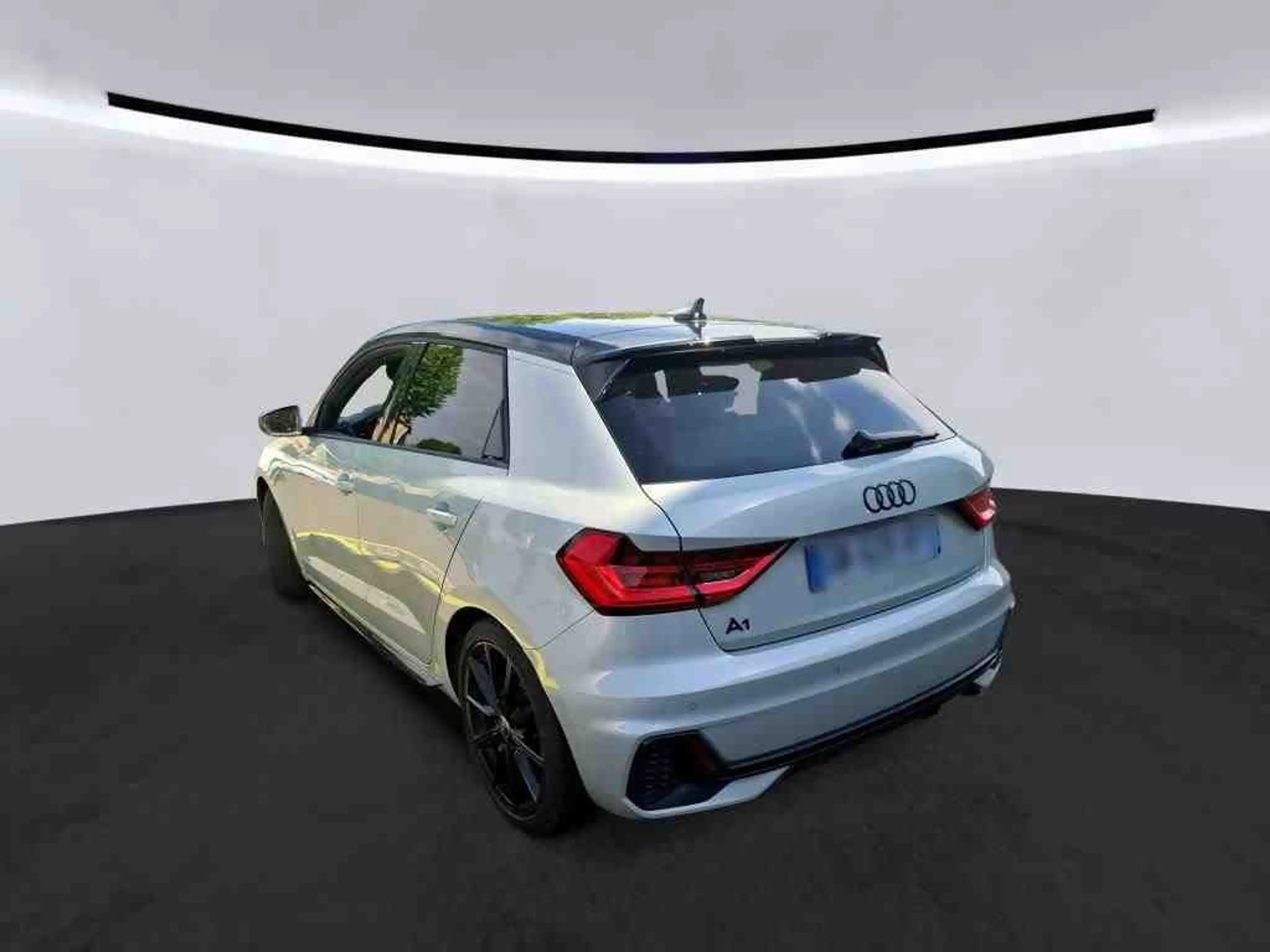 Audi A1 30 Sportback S line 1.0 TFSI*BLACK+*18Z* — photo 4